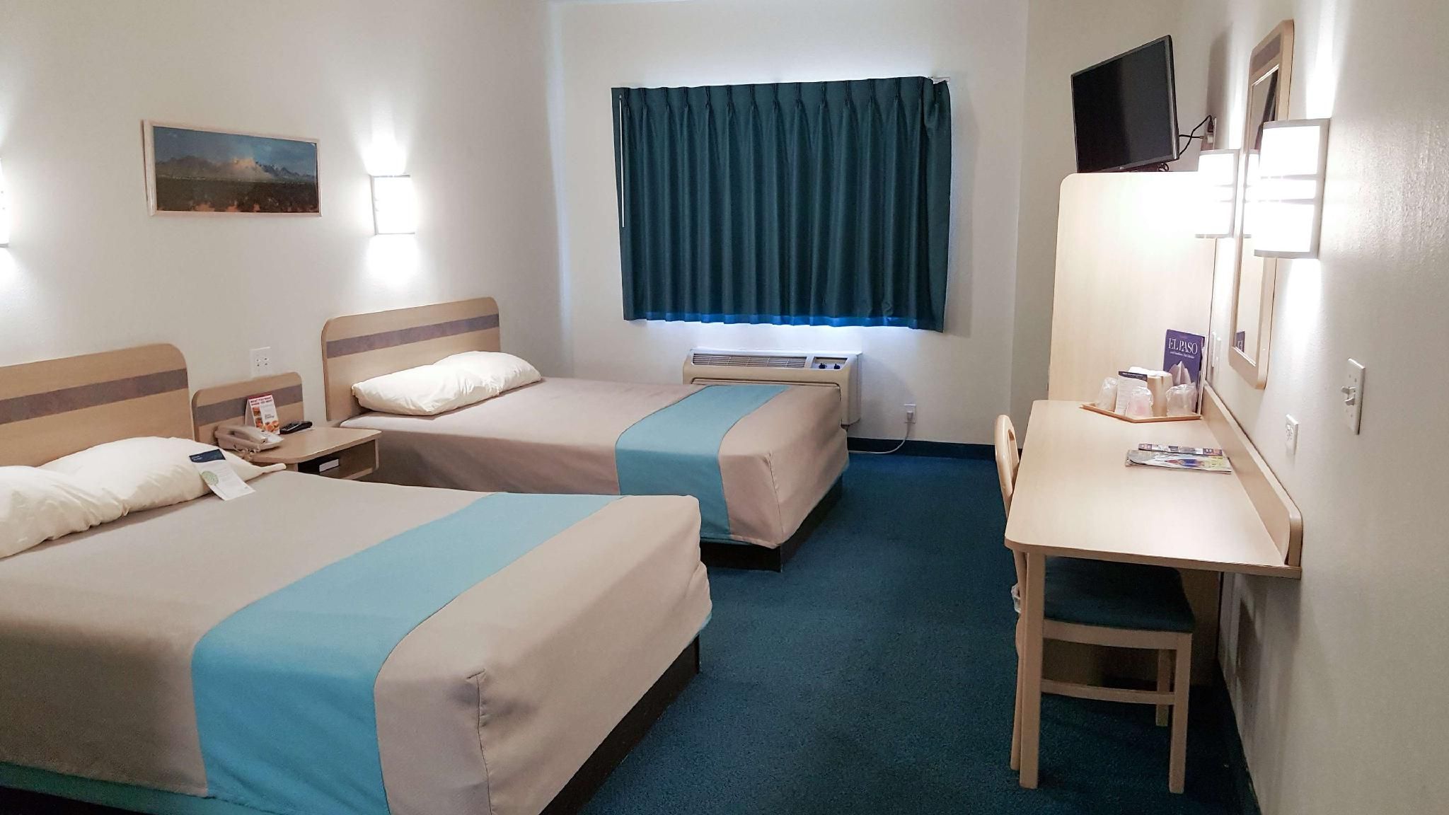 2 Queen Beds | Non-Smoking