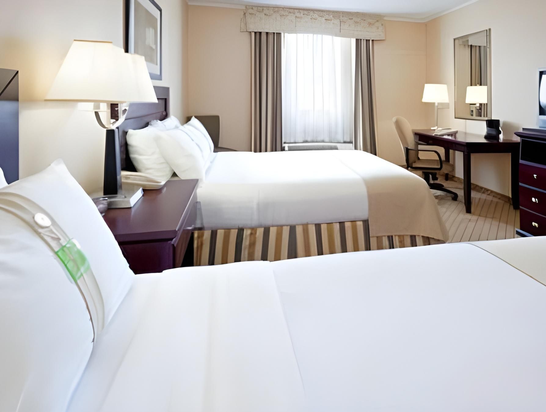 Spark by Hilton Lockport Double with 2 Double Beds - Non-Smoking 3