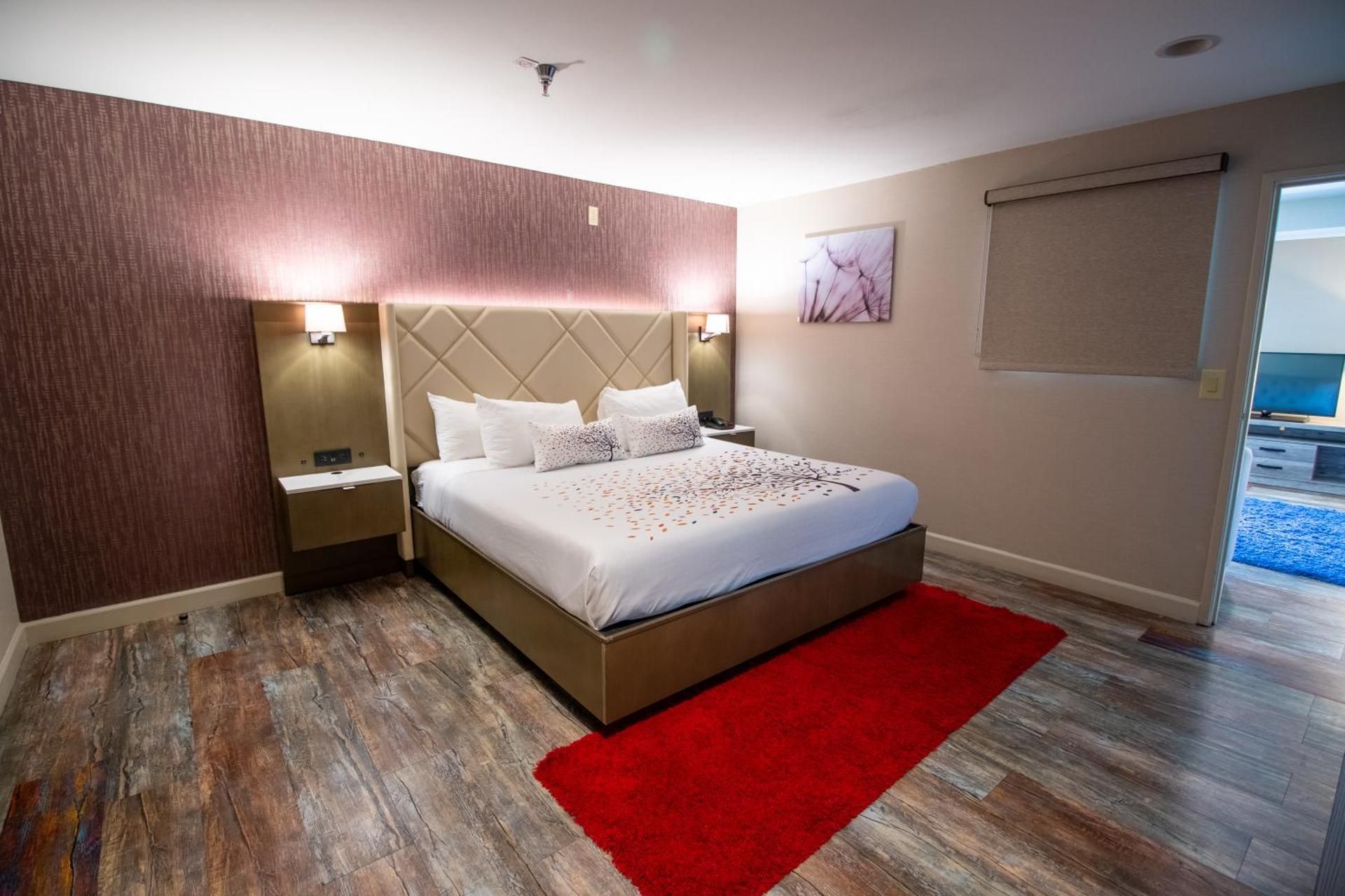 Two-Bedroom King Suite with Two King Beds