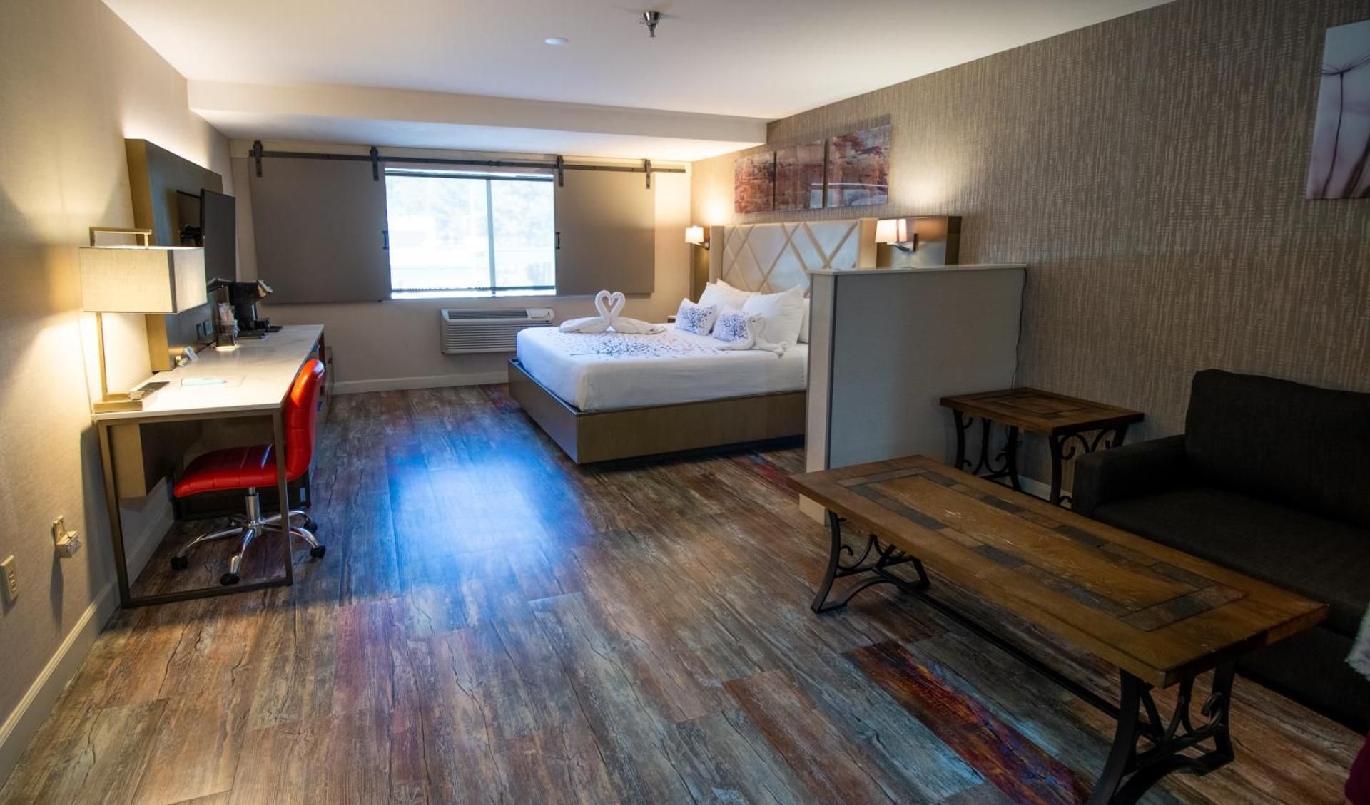 Deluxe King Room