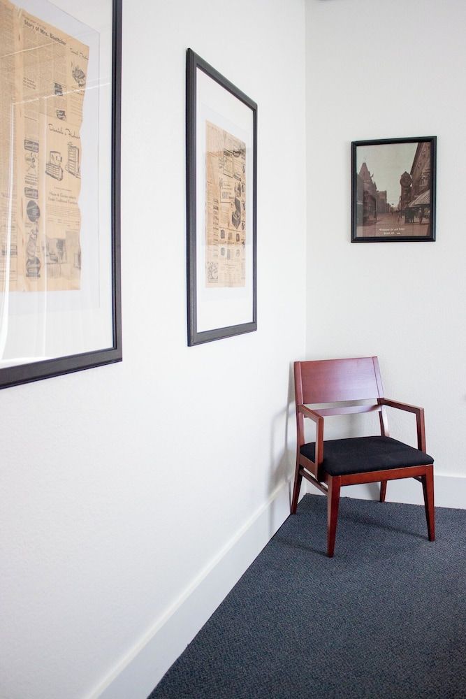 11th Avenue Hostel Economy Double Room 6