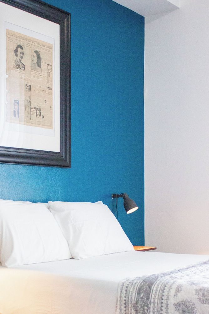 11th Avenue Hostel Economy Double Room 3