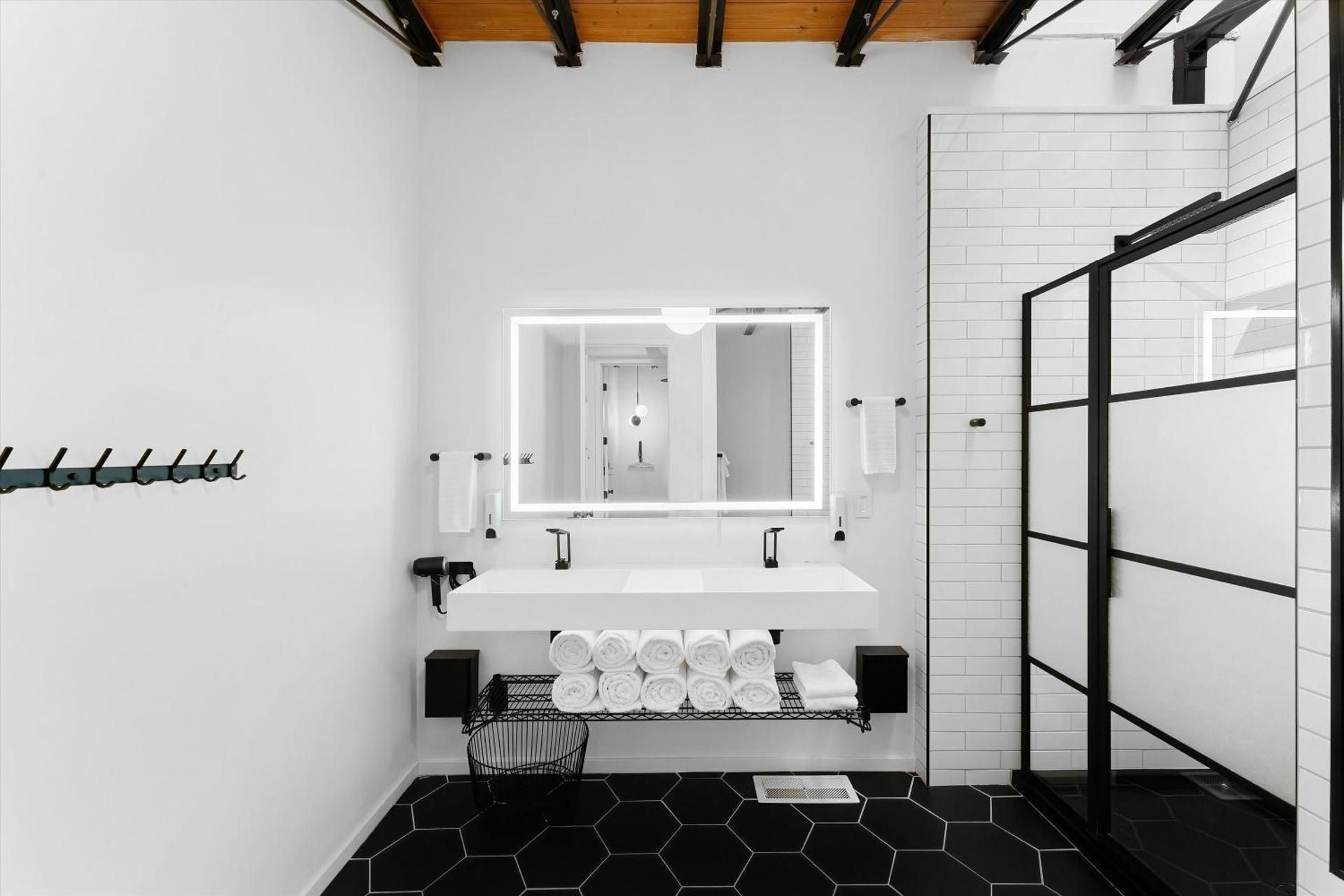 Suite with City View