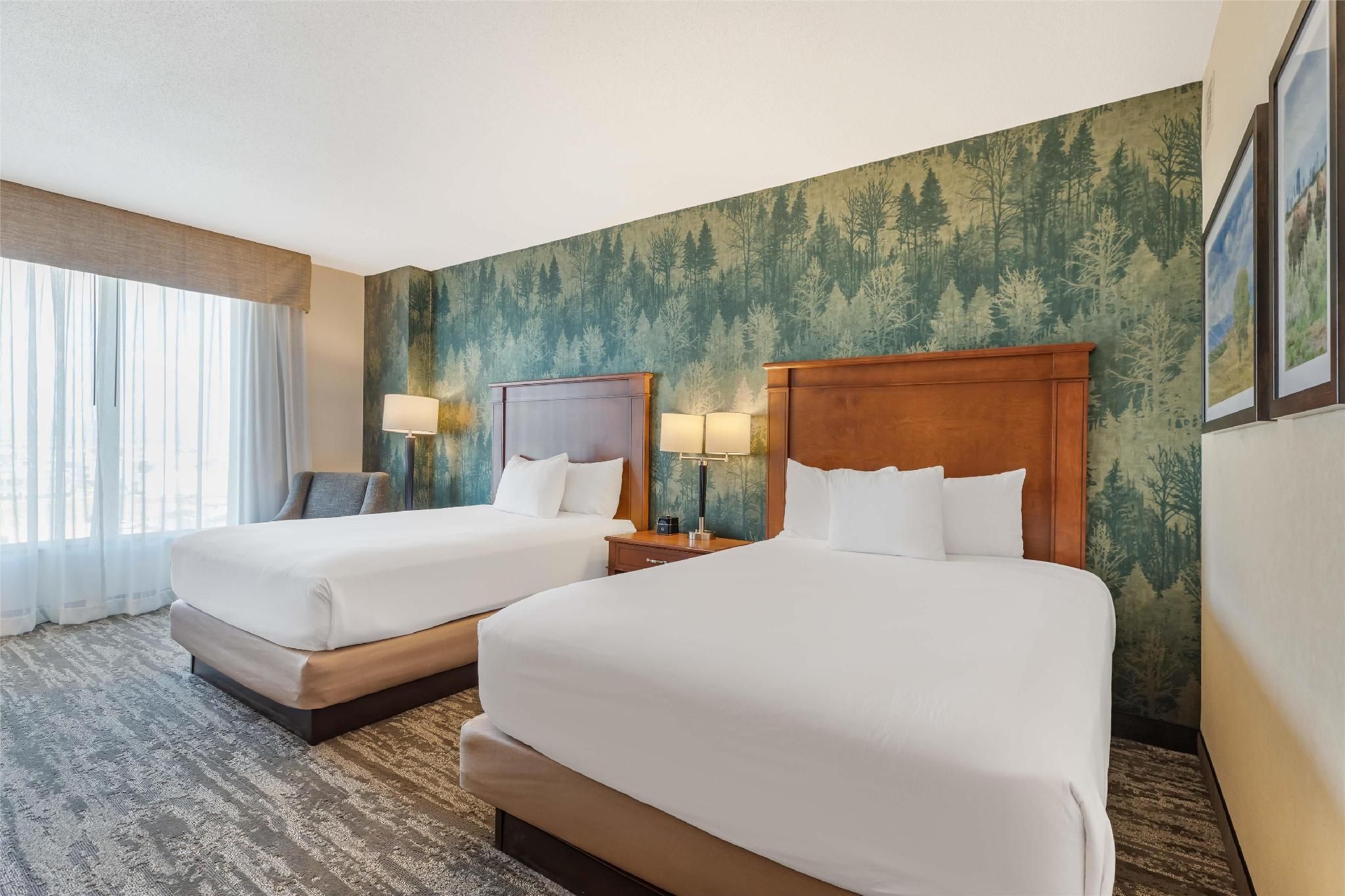 2 Queen Beds Upper Floor