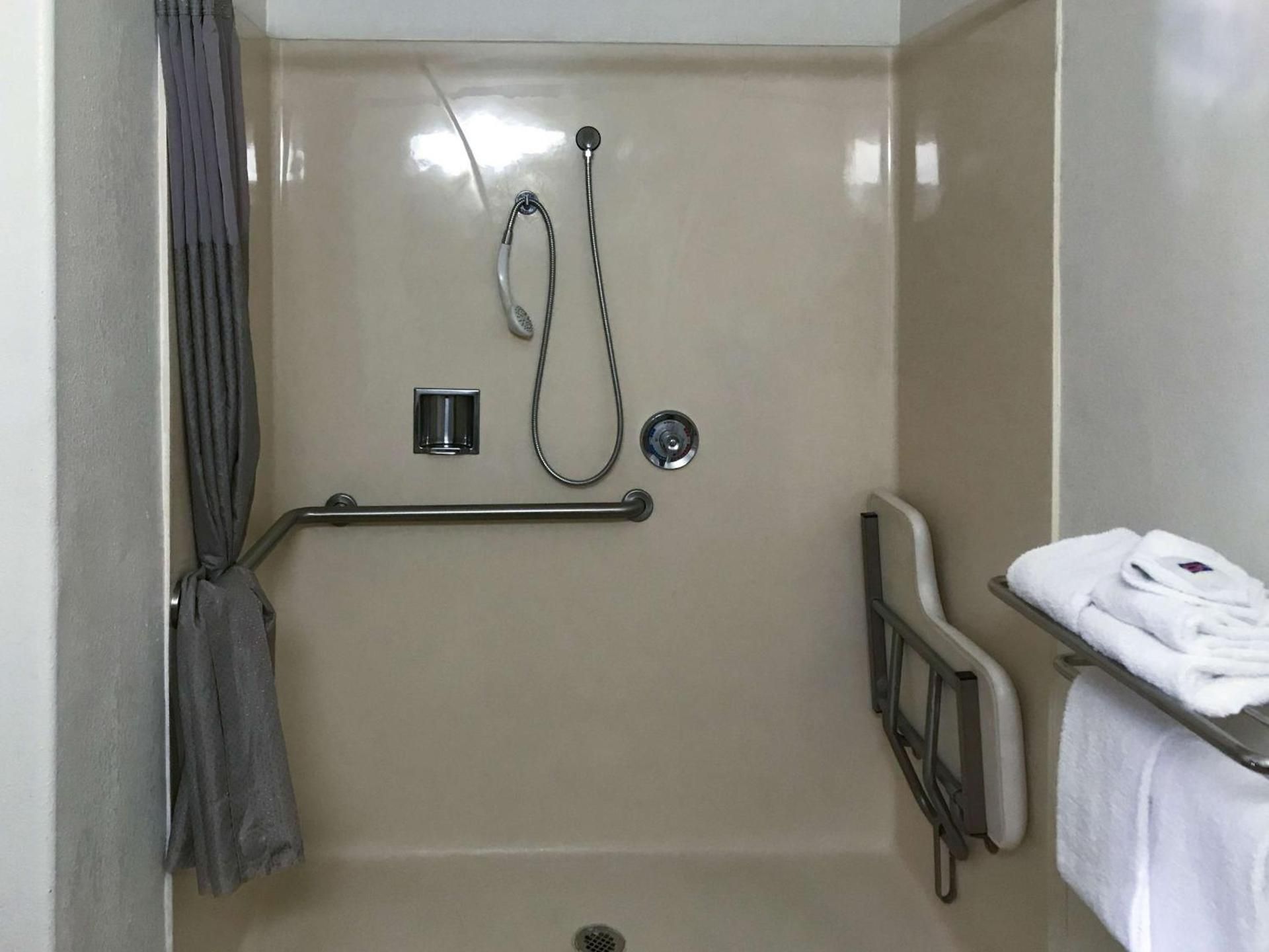 Quadruple Room - Disability Access - Roll in Shower