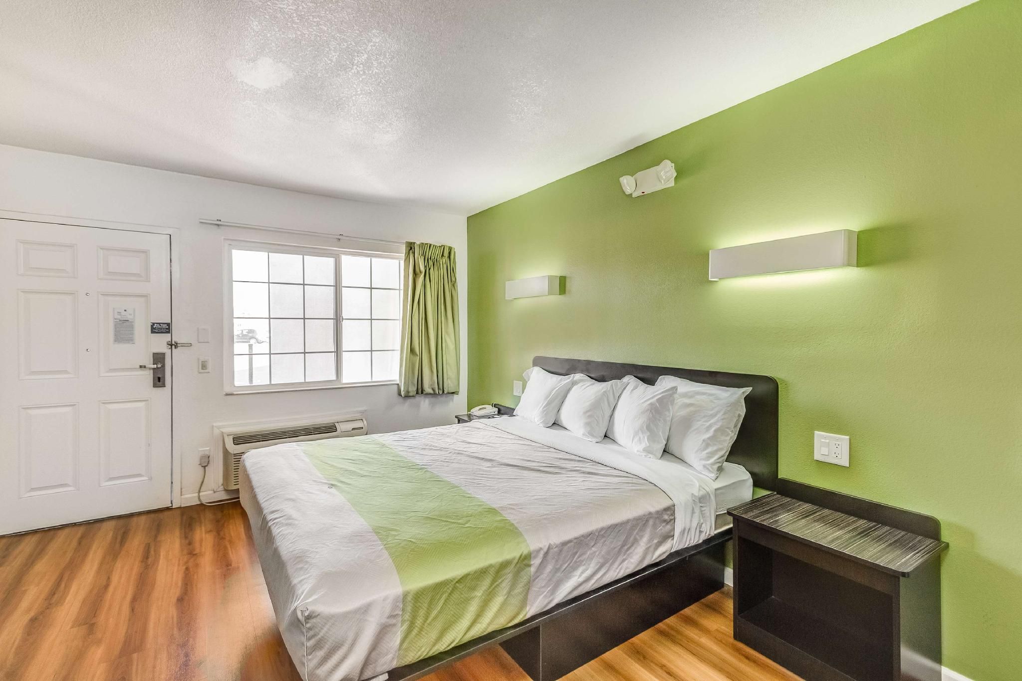 Motel 6 Visalia, CA 2 Full Beds | Non-Smoking, Micfridge 2