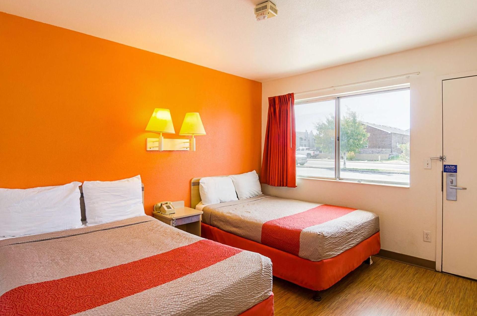 Motel 6 Laramie, WY Quadruple Room - Disability Access - Smoking