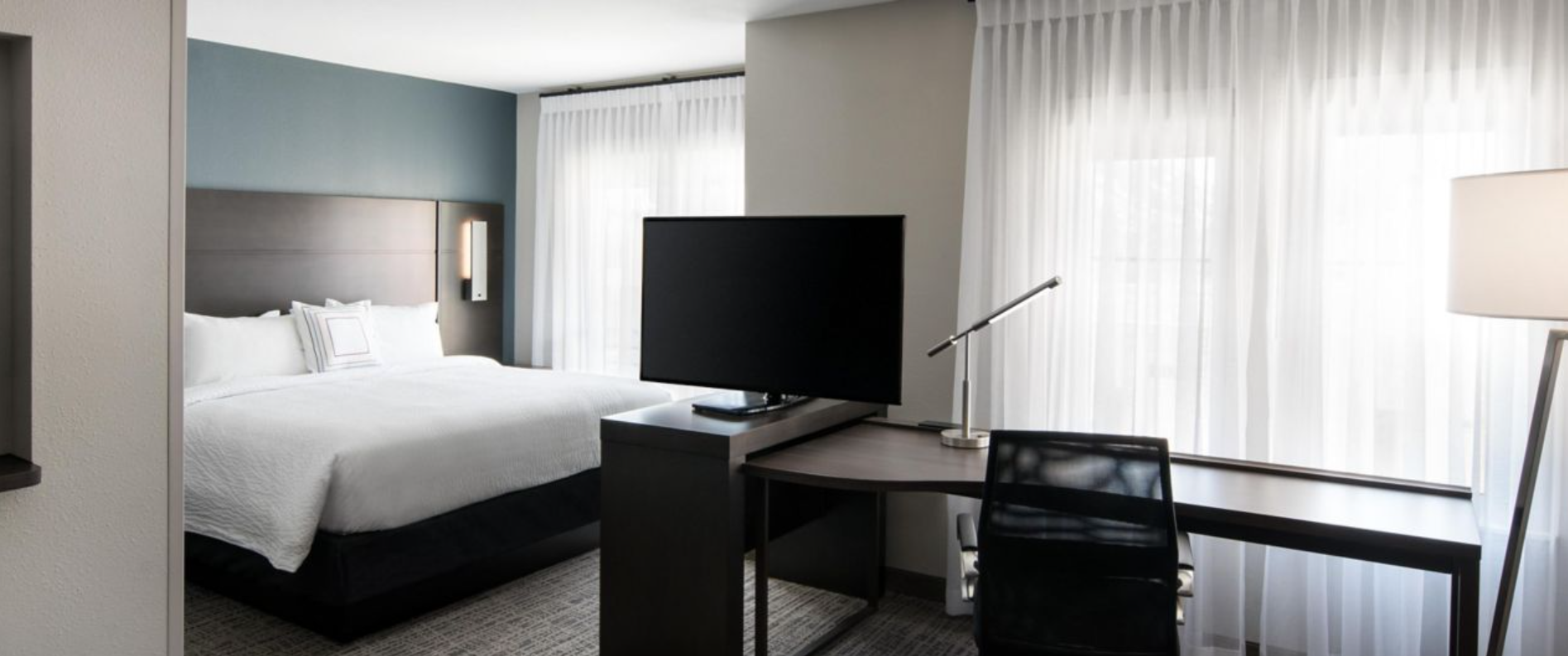 King Studio Suite with Sofa Bed - Hearing Accessible