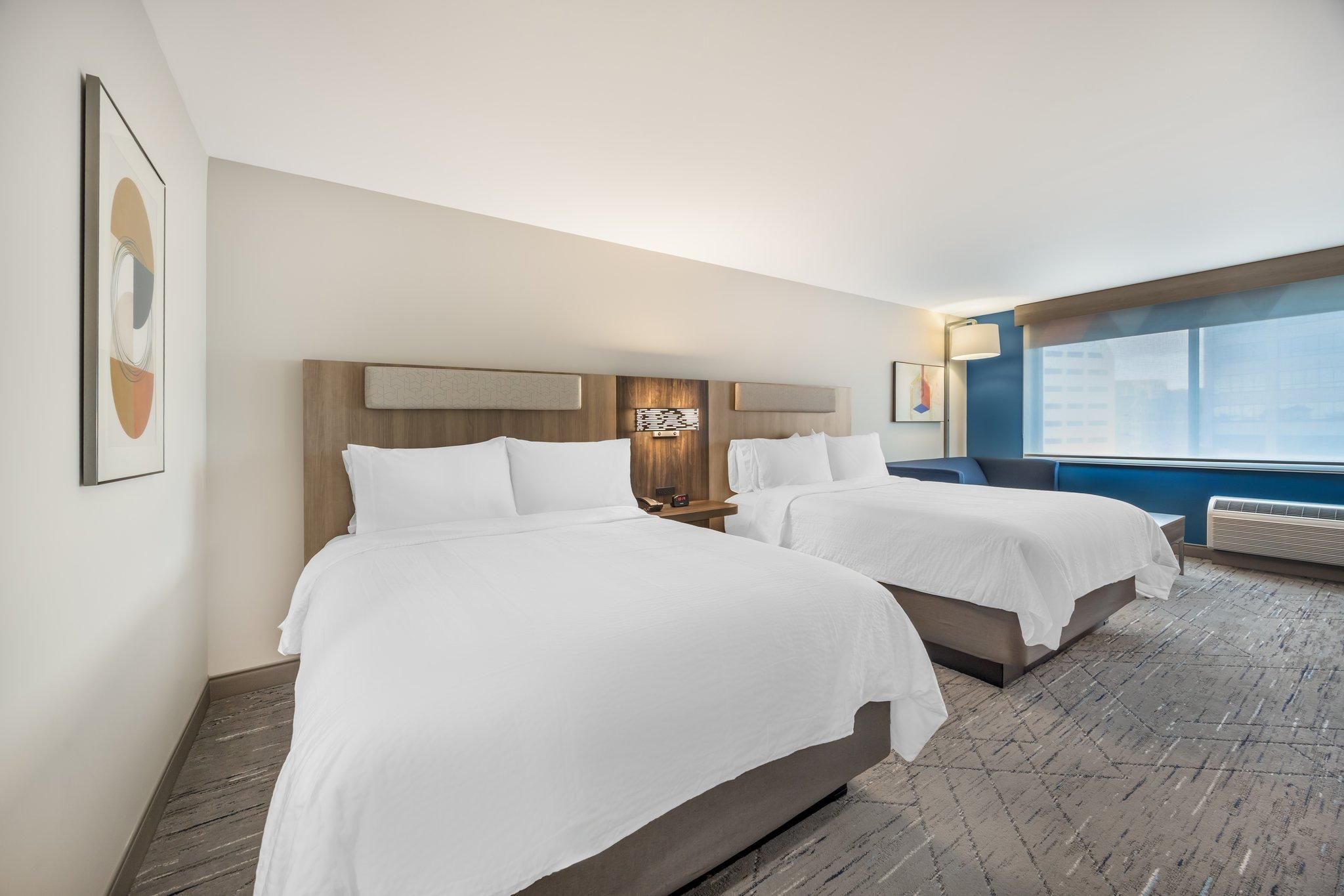 2 Queen Suite
