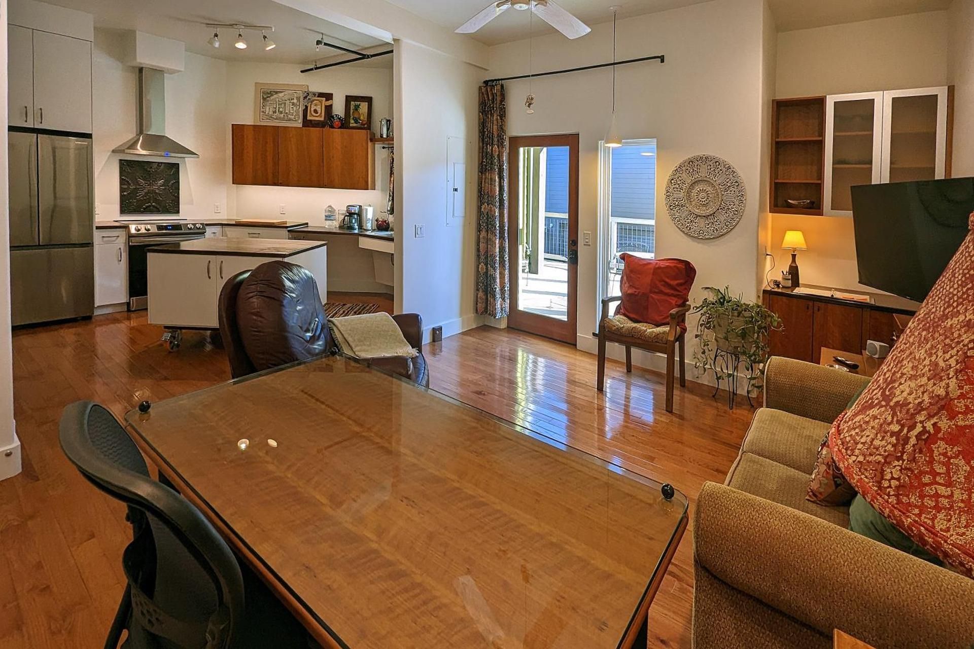 Apartment with Garden View