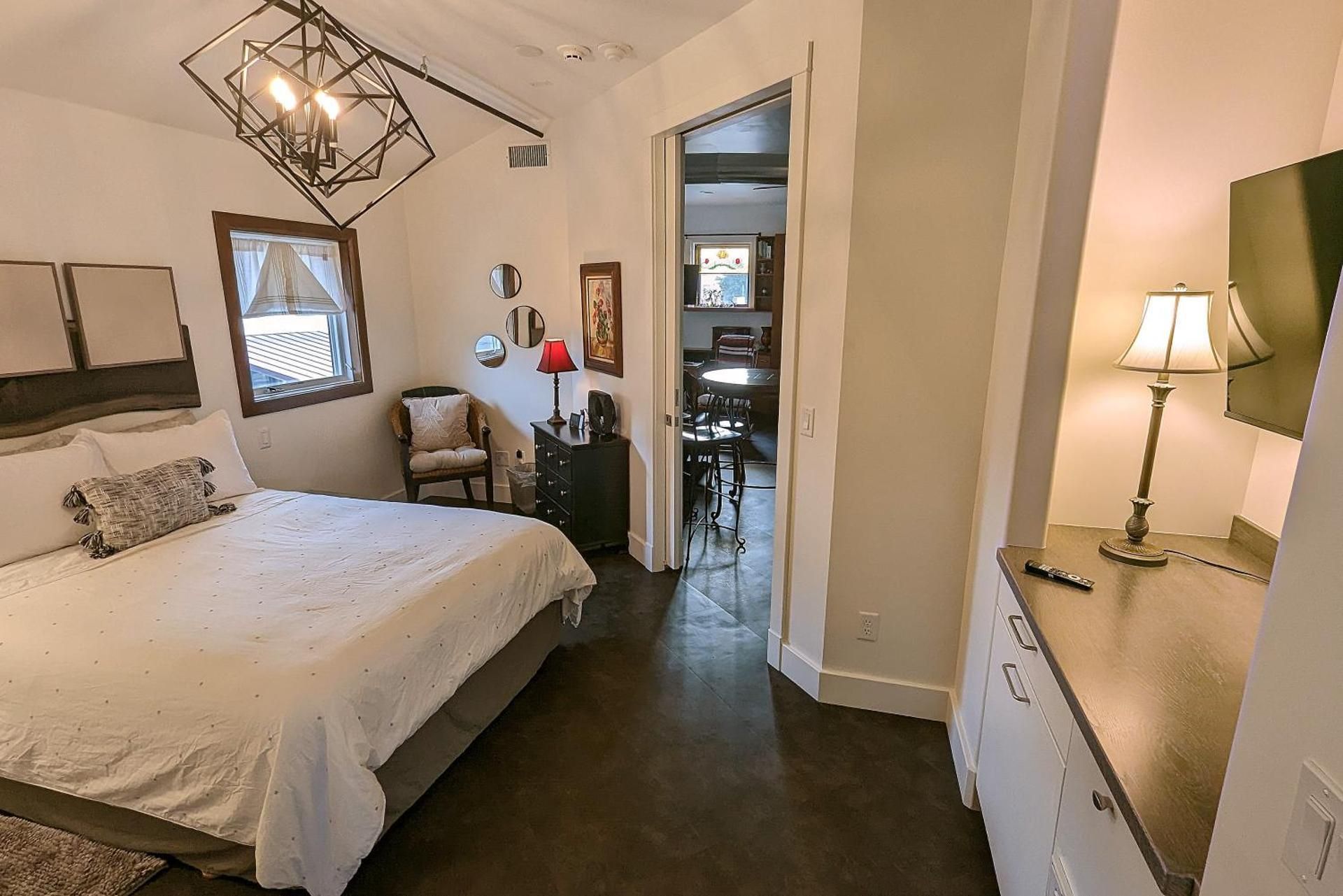 Apartment with Balcony