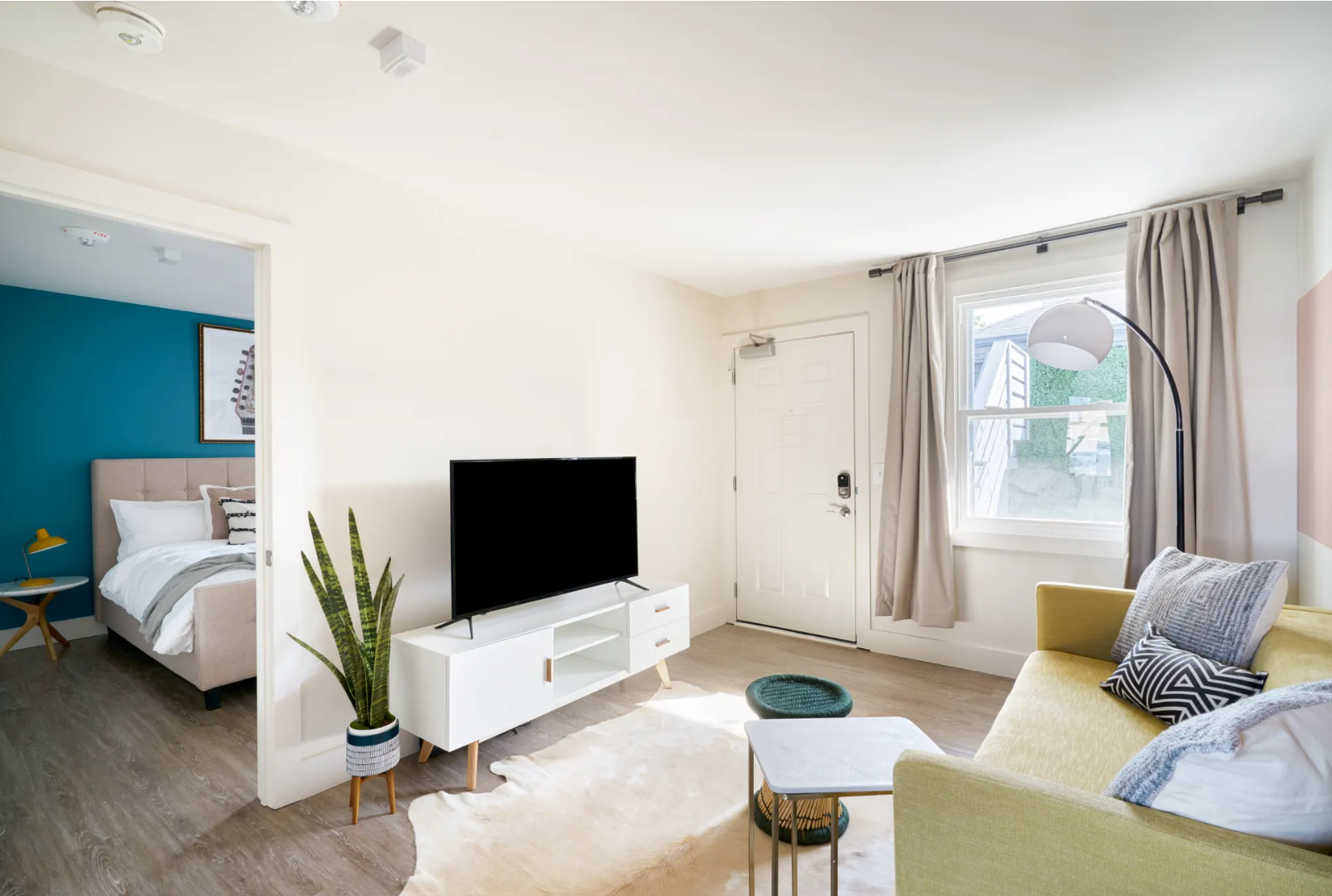 Superior, 1 Bedroom Apartment, 1 King, Sofa Bed