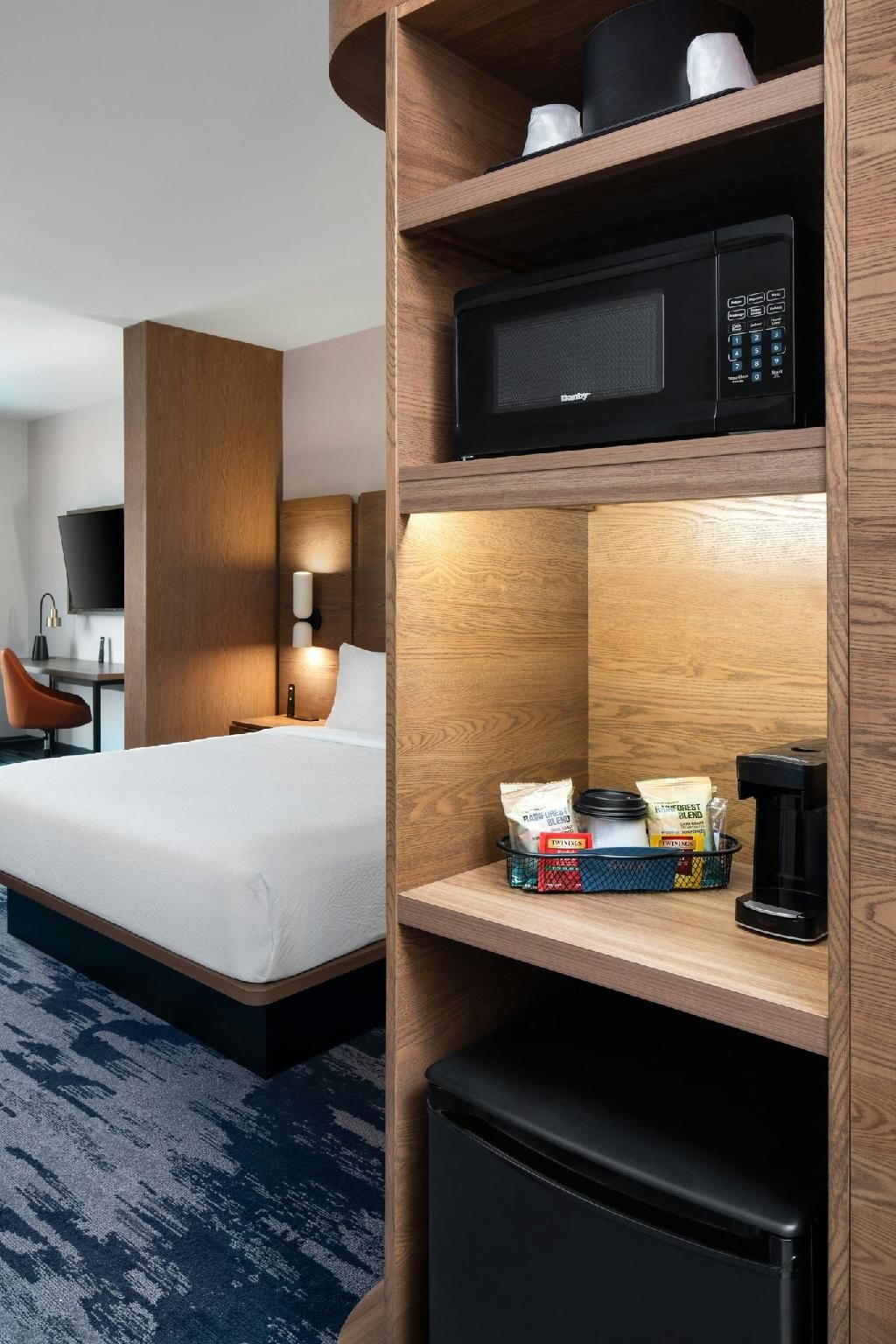 Suite, 2 Queen, Sofa bed