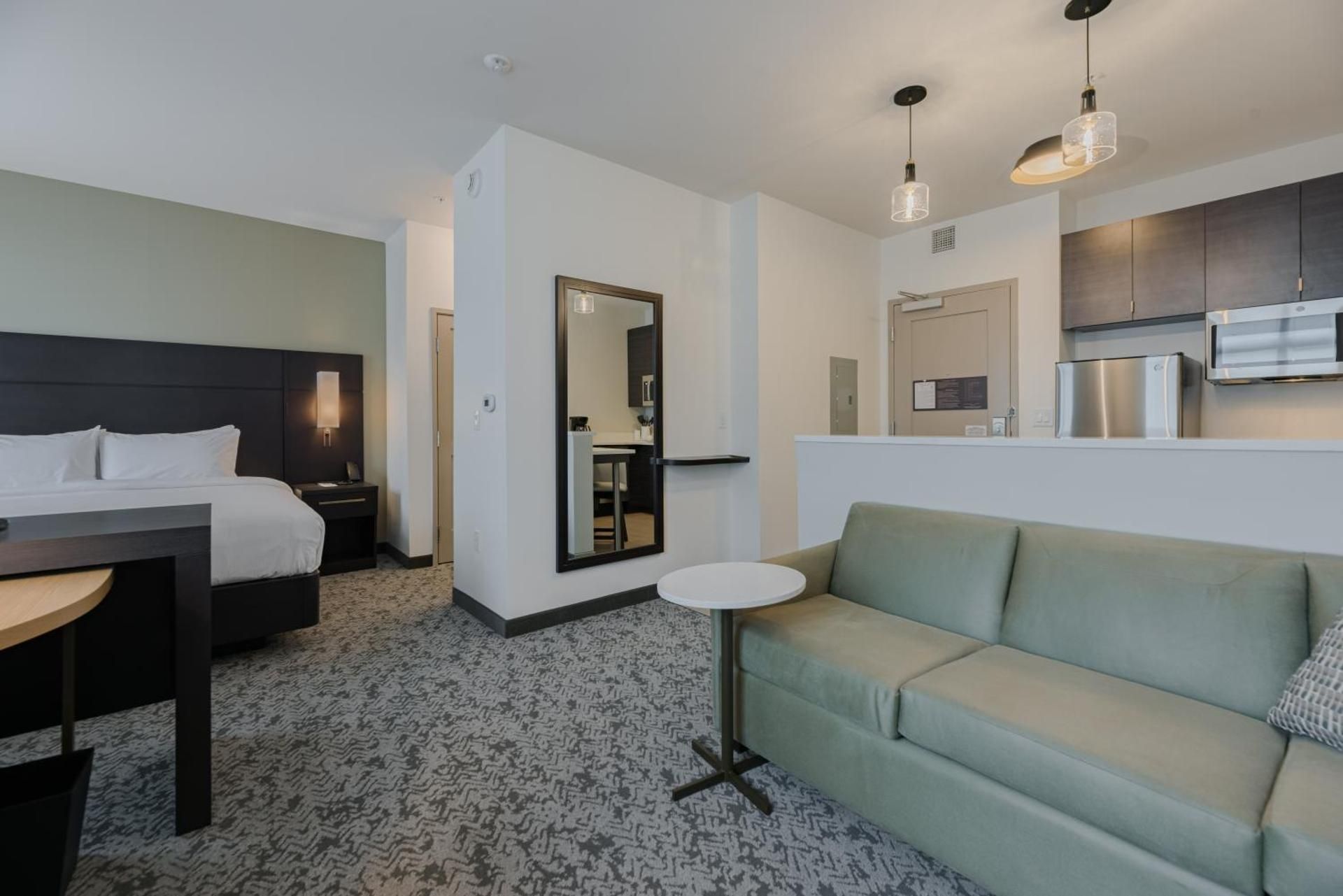 Studio, 1 King, Sofa bed