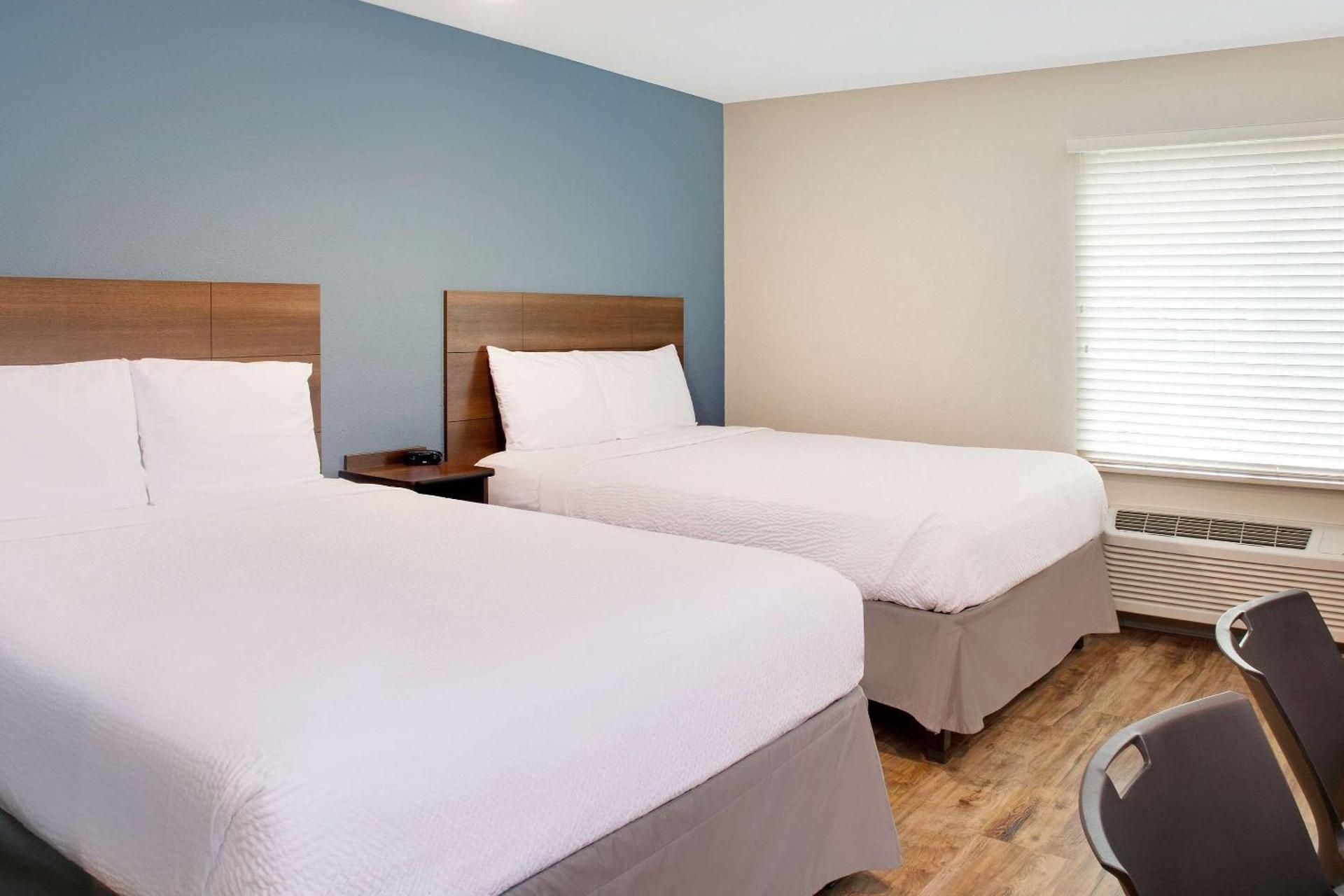 Standard Queen Room with Two Queen Beds - Non-Smoking