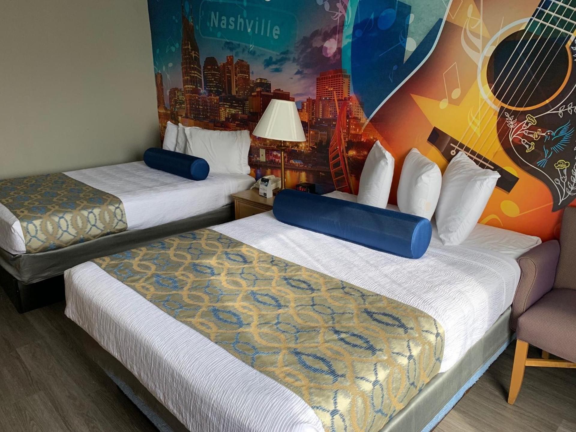 Deluxe Queen Room with Two Queen Beds - Non-Smoking