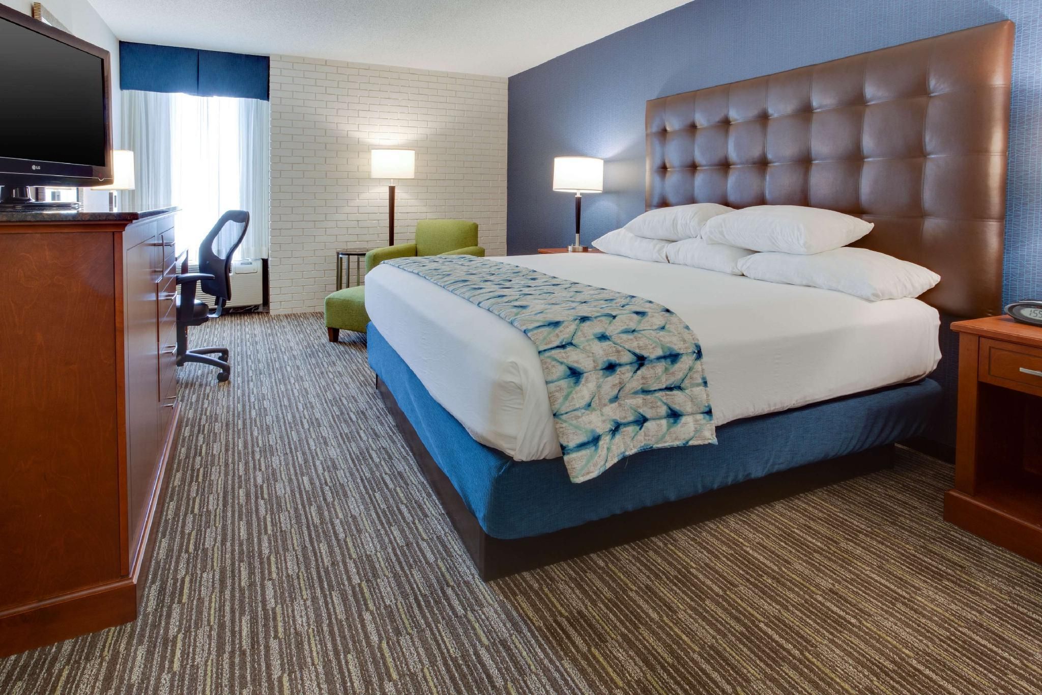 1 King Bed Accessible with Roll-In Shower