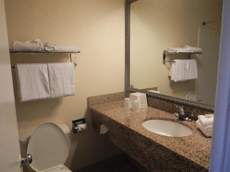 Deluxe Double Room with Two Double Beds Smoke Free