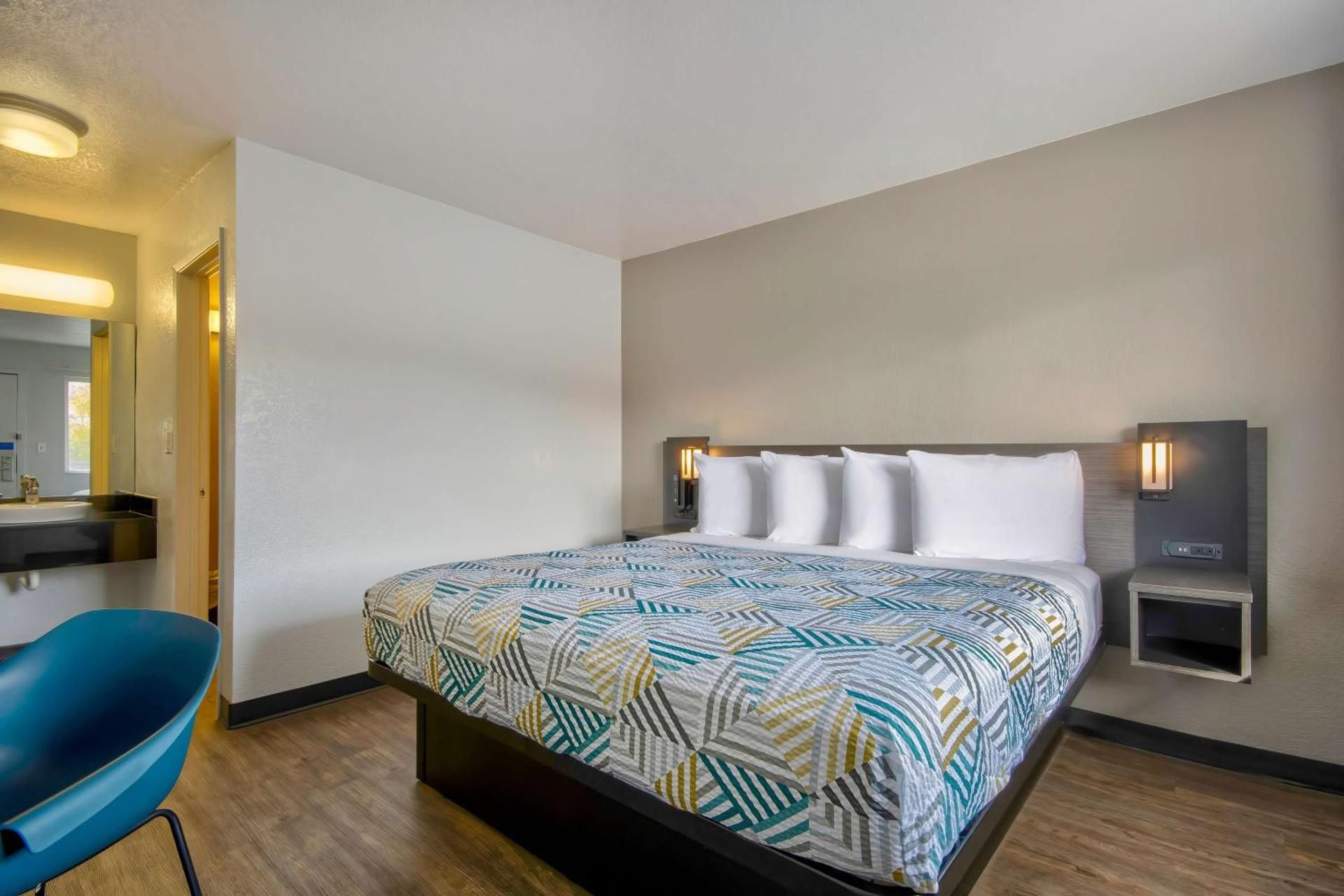 Studio 6 Albuquerque, NM - Midtown