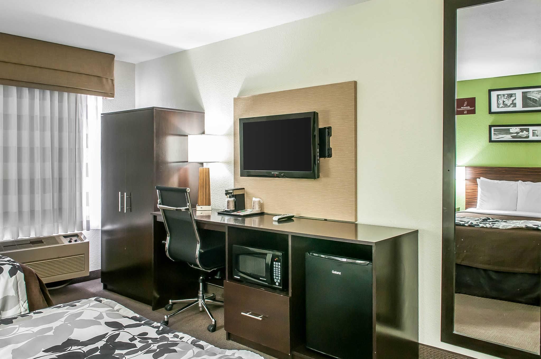 Double with 2 Double Beds - Smoking