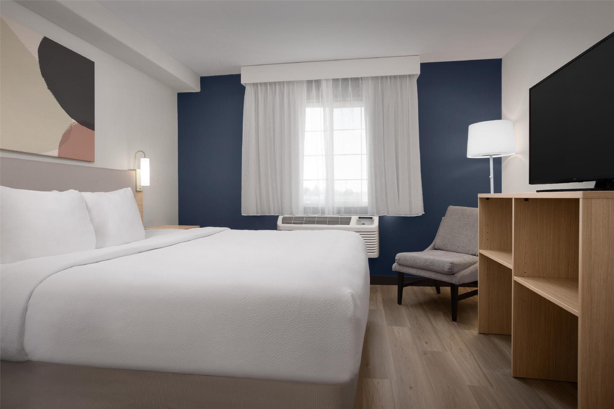 1 KING BED WITH SOFABED