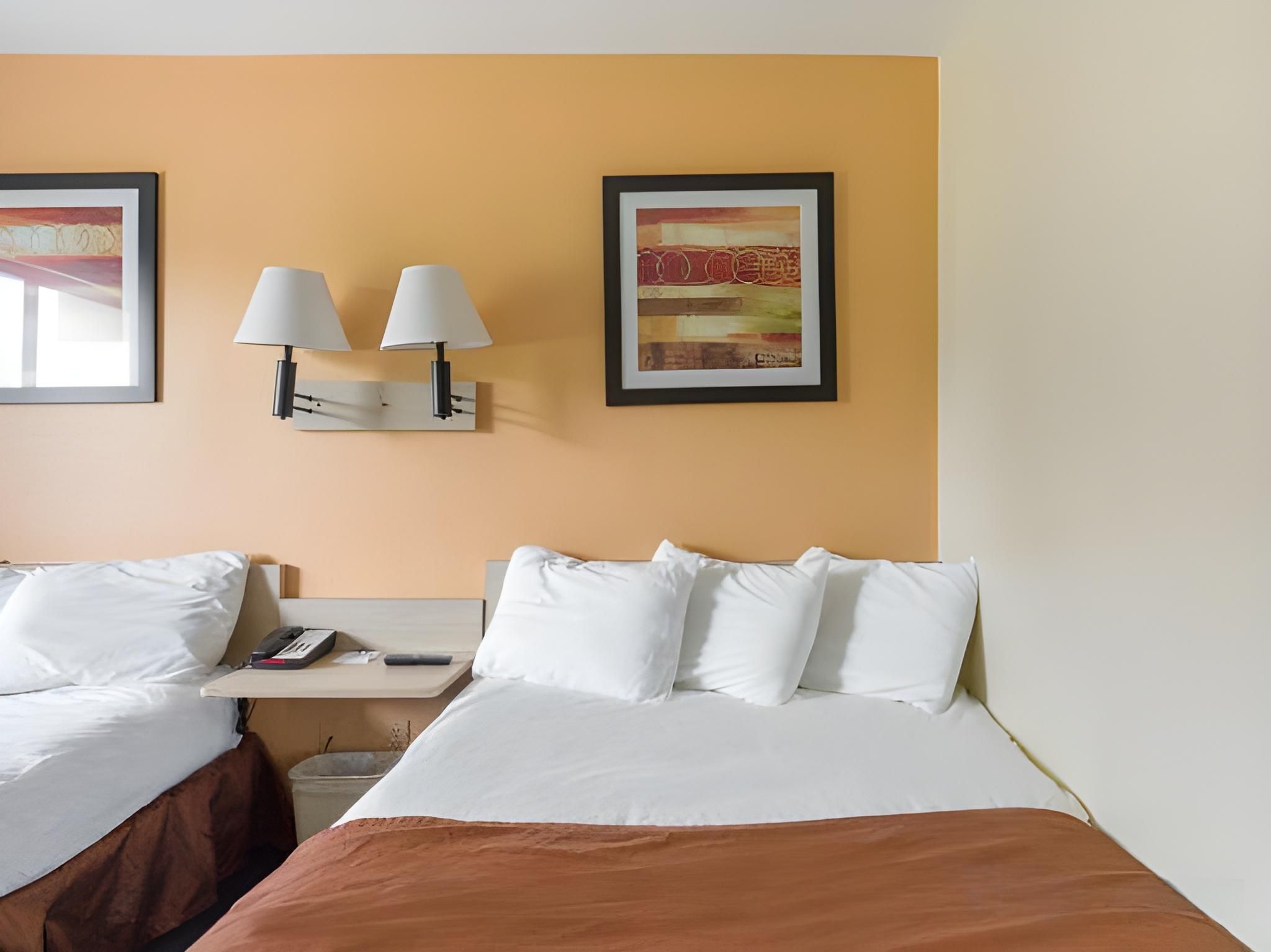 2 Double Beds, Mobility Accessible, Roll-In Shower, Non-Smoking