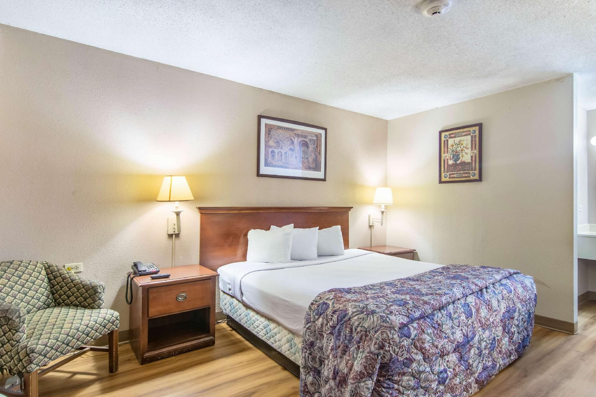 Motel 6 Alsip, IL 1 KING BED | ACCESSIBLE, NON-SMOKING 2