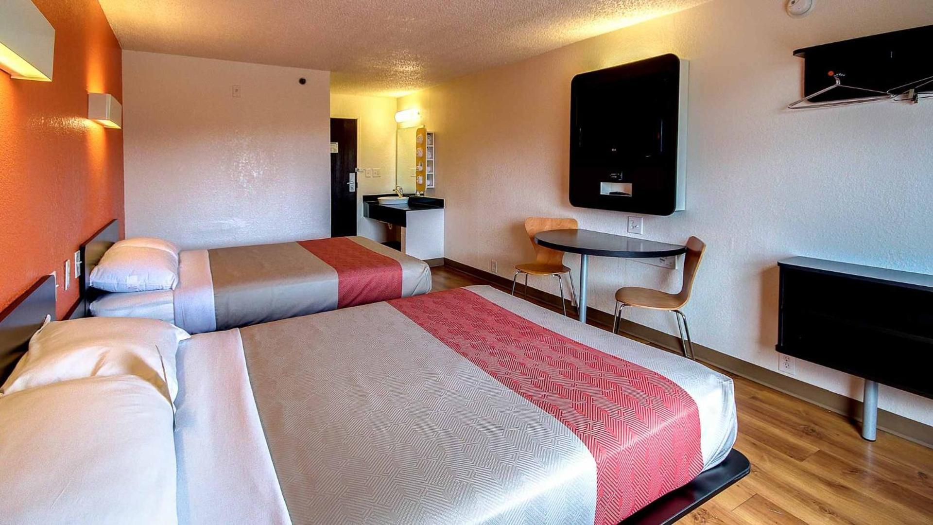 Double Room - Disability Access - Non-Smoking