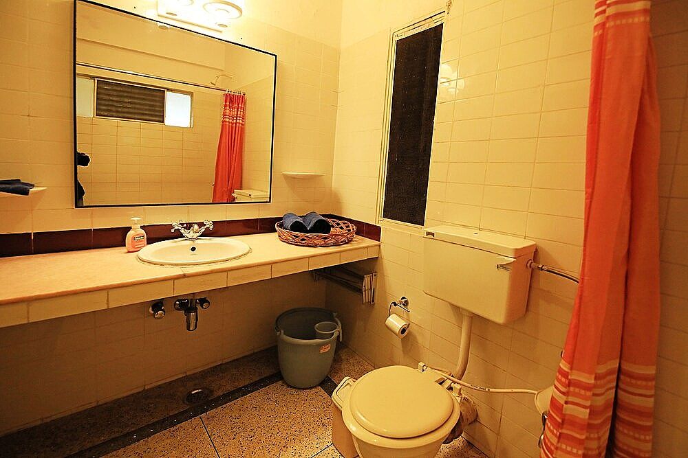 Jaipur Inn Deluxe Room 30