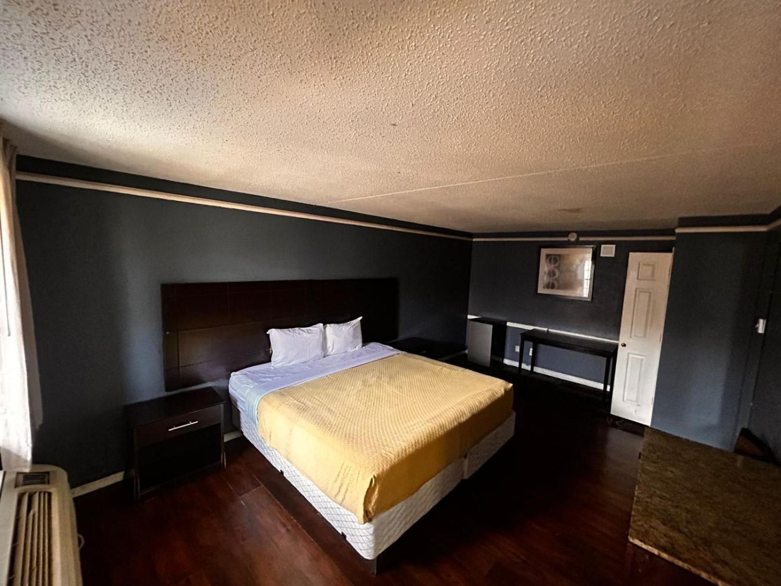 King Bed
