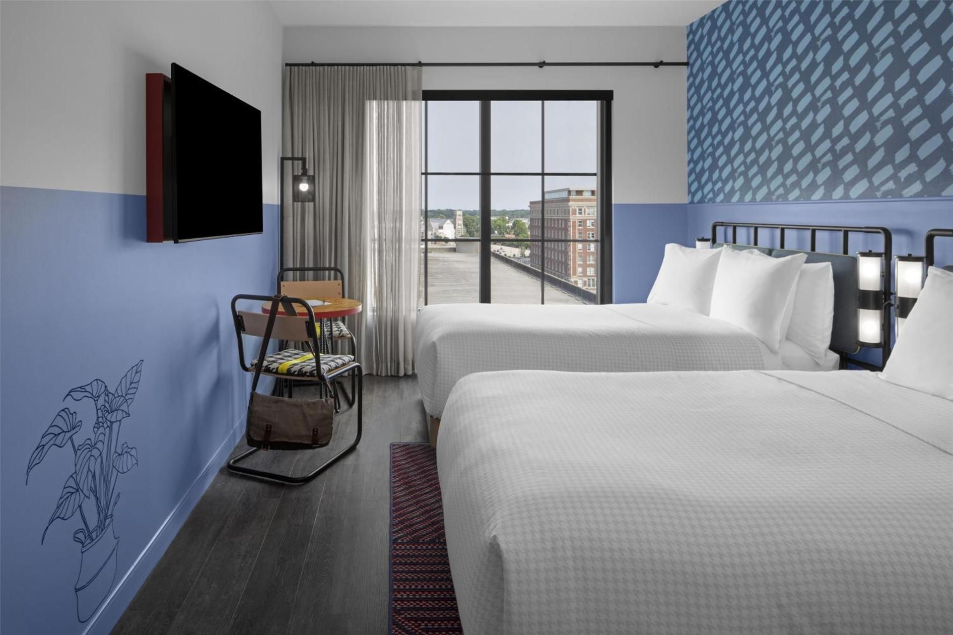 2 Double Beds