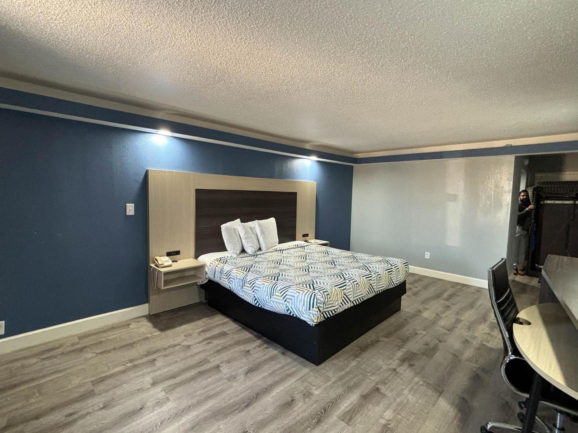 1 King Bed Jetted Tub Suite Non Smoking