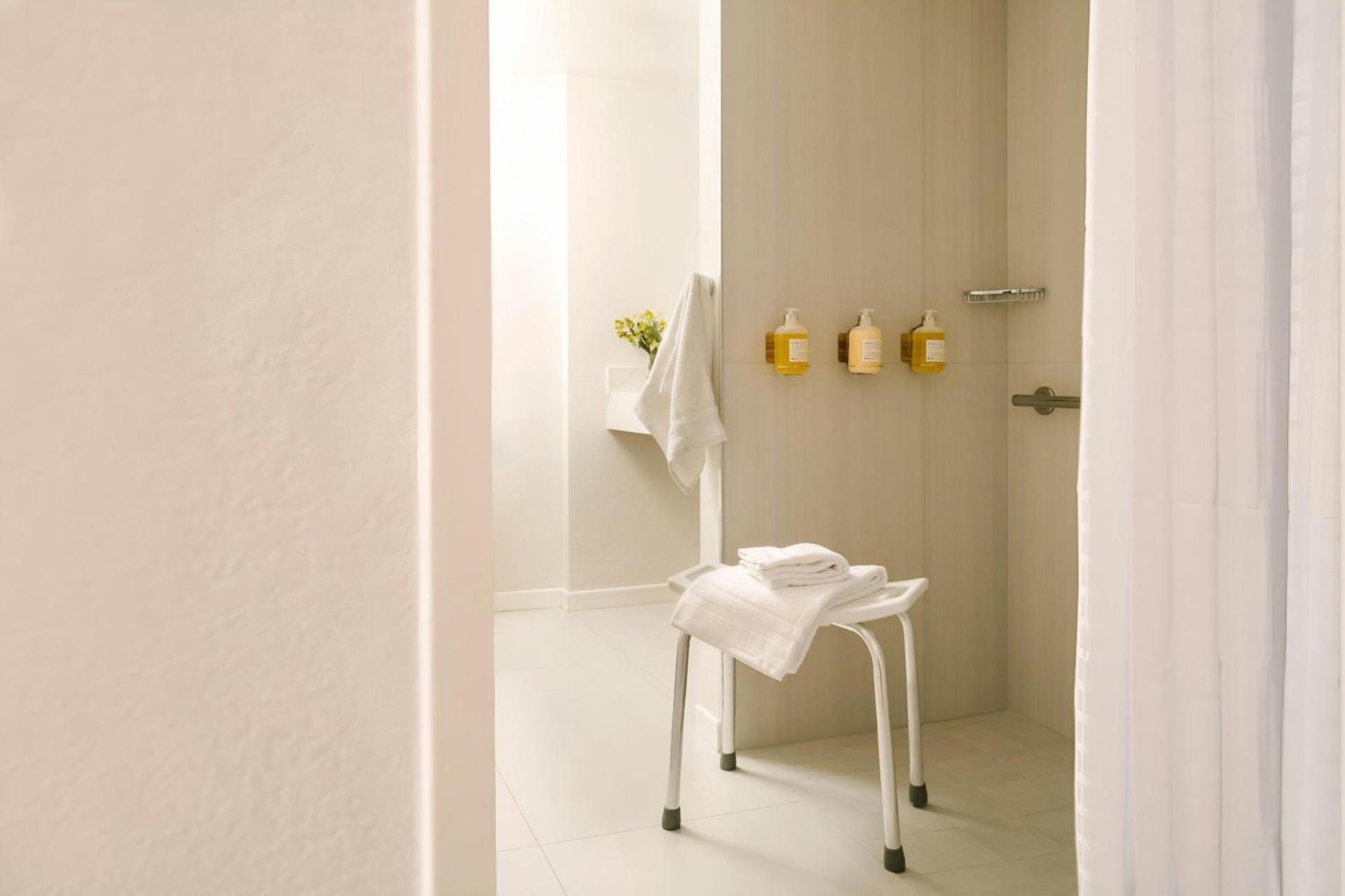 King Room - Mobility and Hearing Accessible with Roll-in Shower