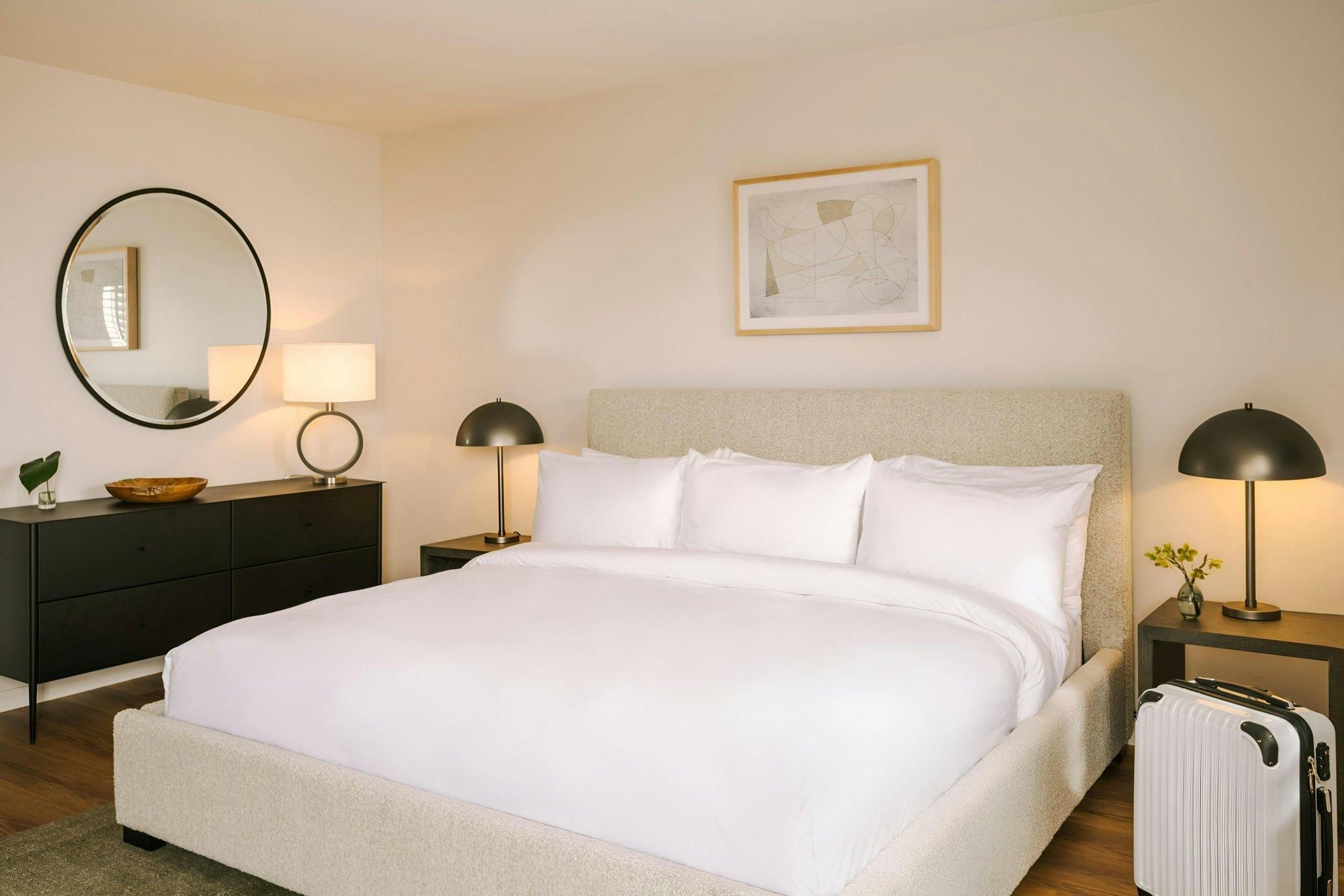 Guest Room, 1 King