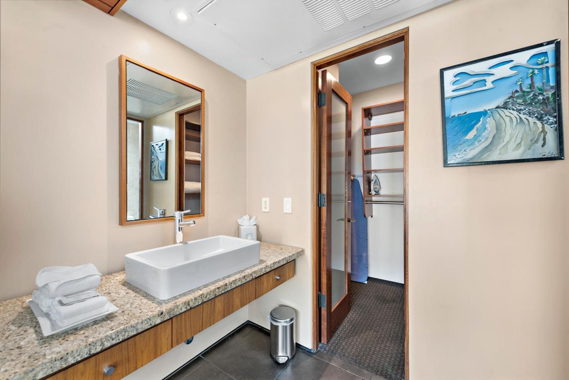 Deluxe Double Room with Bath