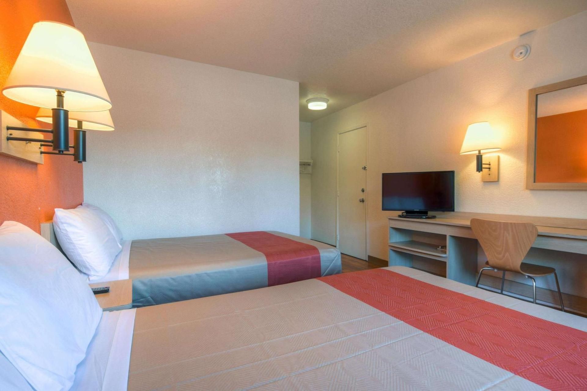 Double Room with Two Beds and Mini Fridge