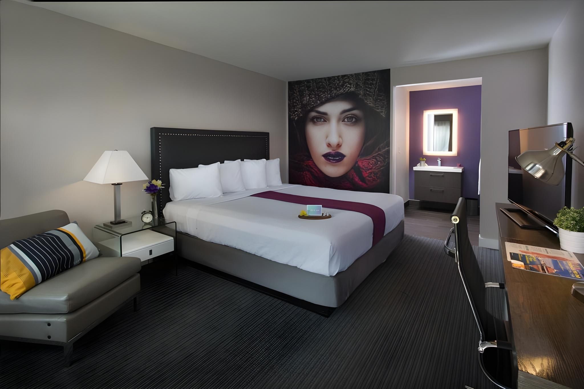 King Room with Spa Bath