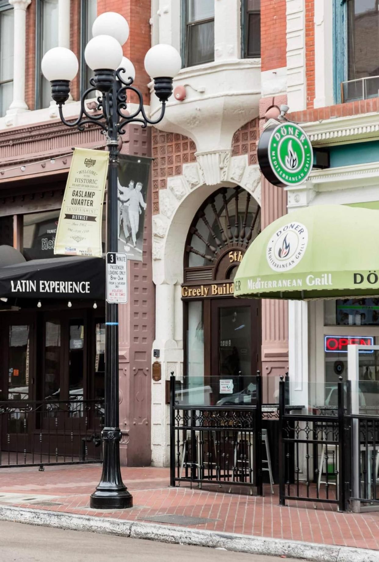 Gaslamp 2bdrm1ba - W Parking & 4 Beds #304