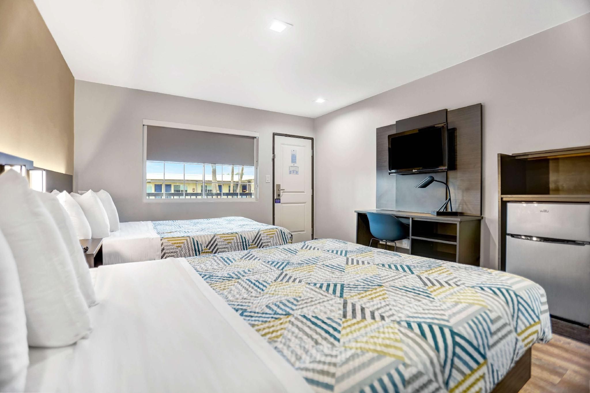 2 Full Beds | Non-Smoking
