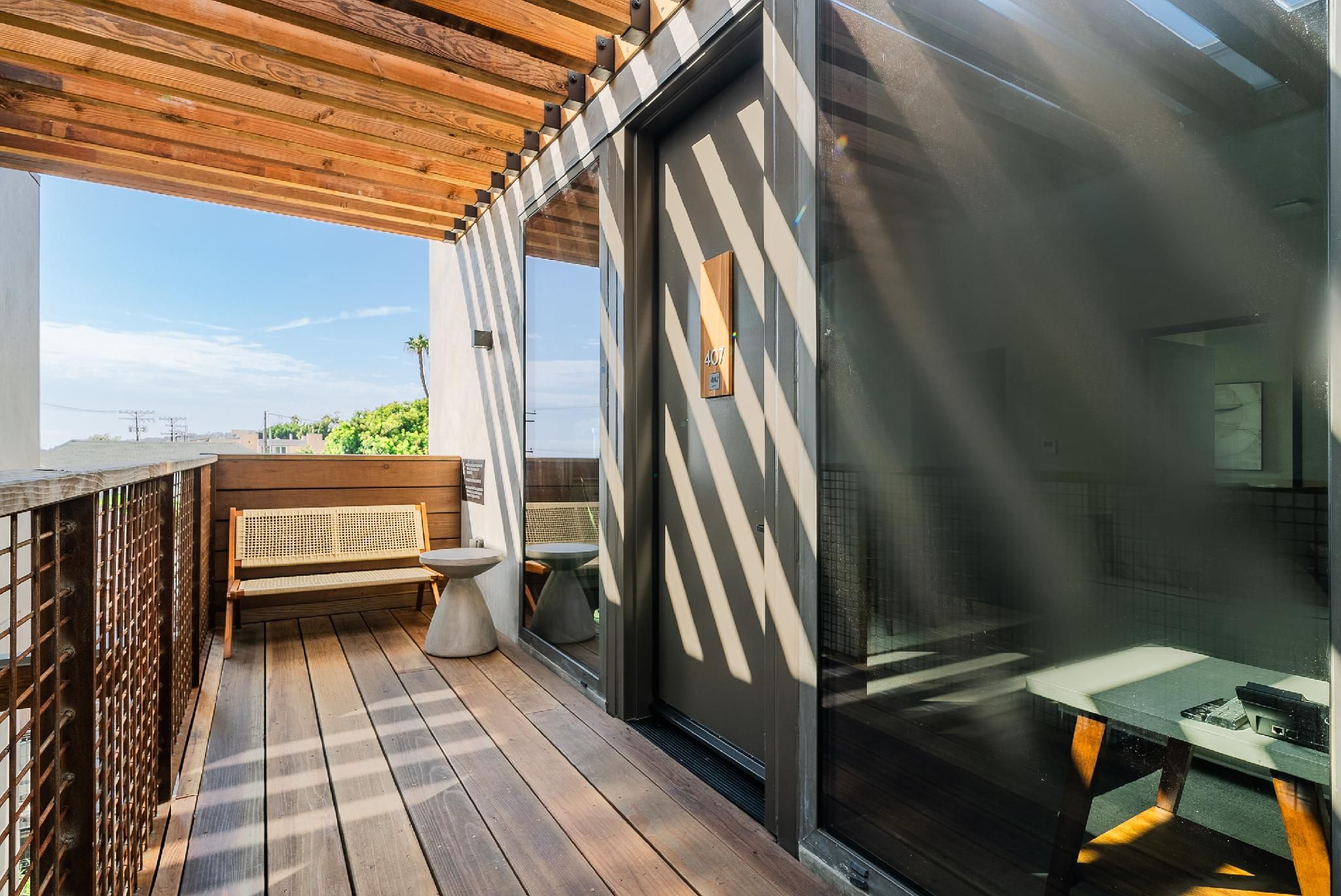 1-Bedroom Deluxe Apartment