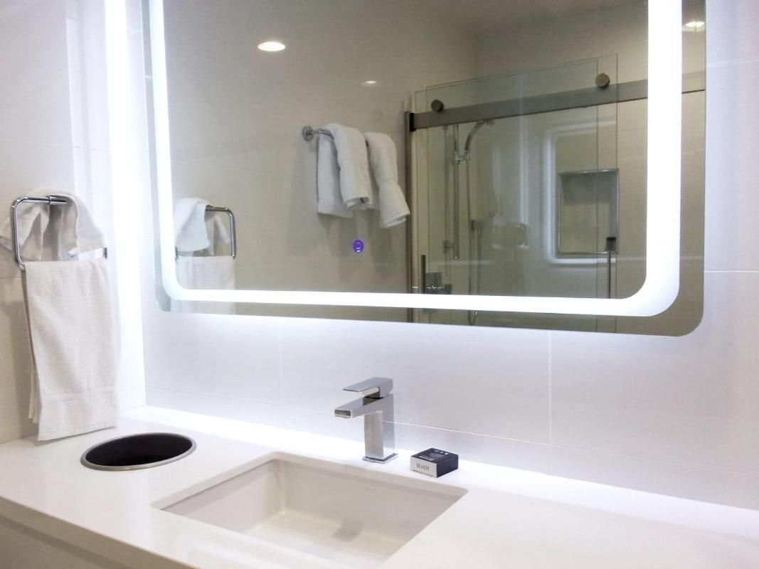 Sands Of La Jolla Queen Room with Balcony 3