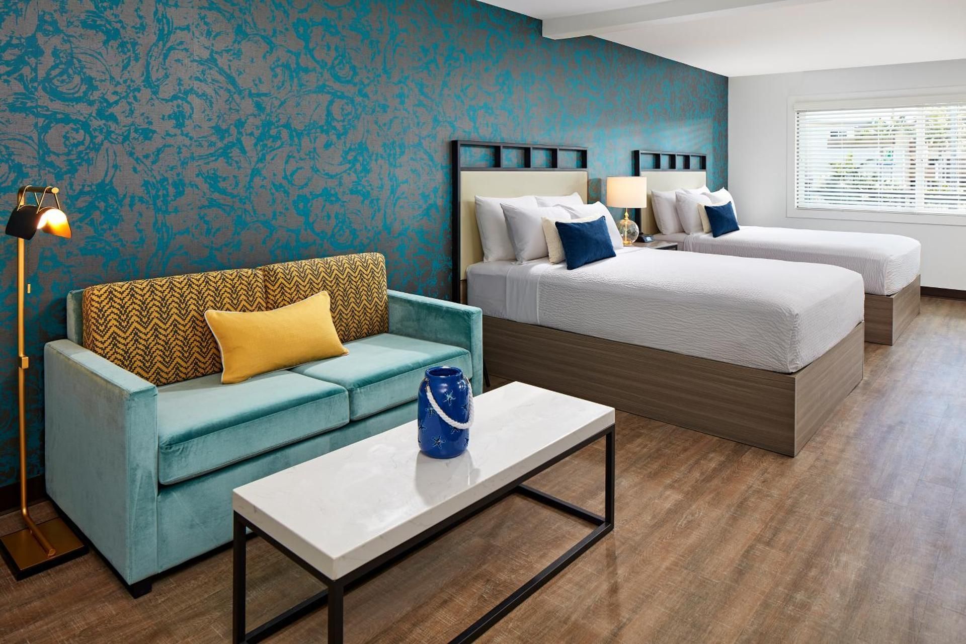 Deluxe Double Room with Extra Bed