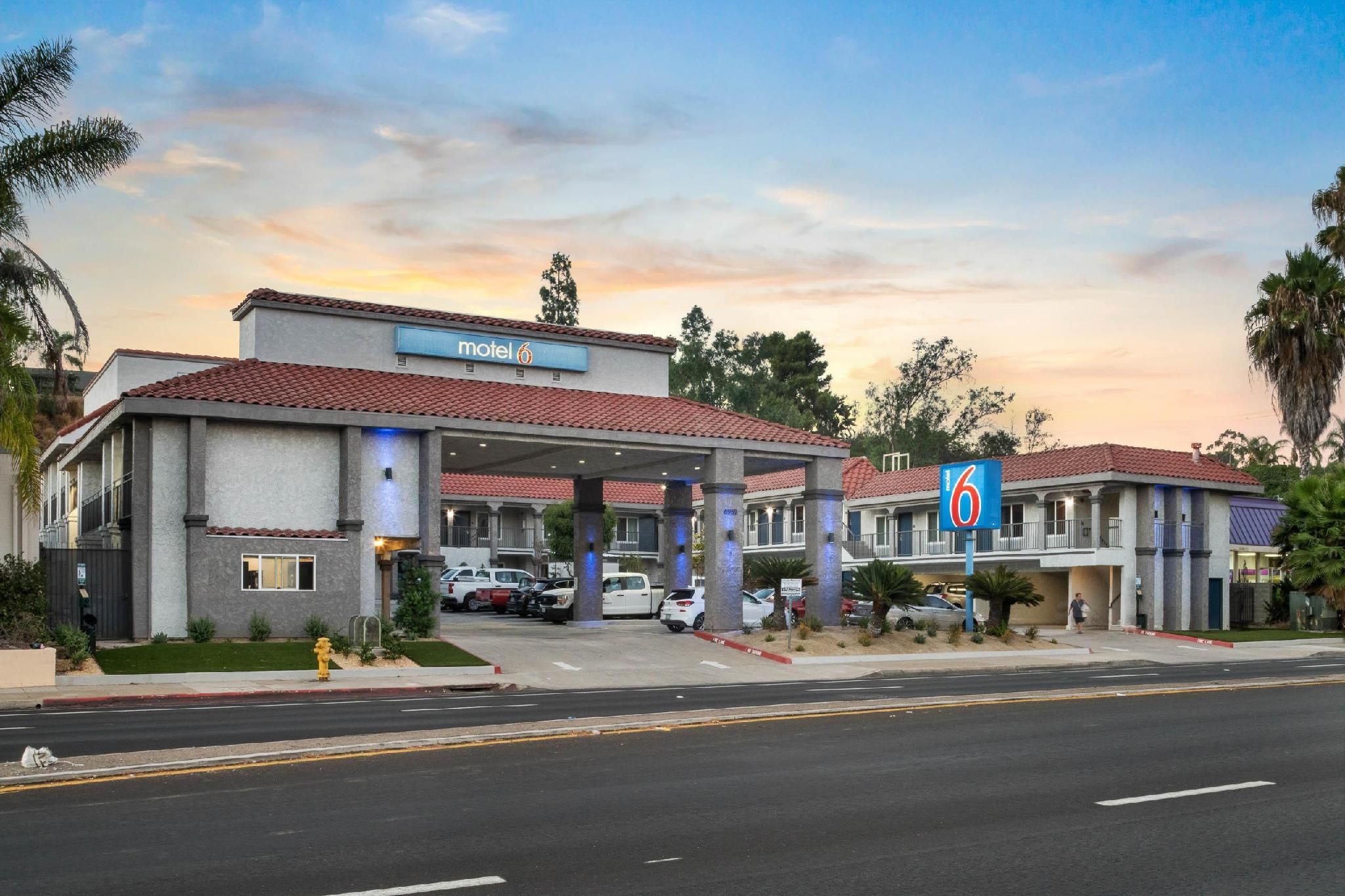 Motel 6 La Mesa, CA