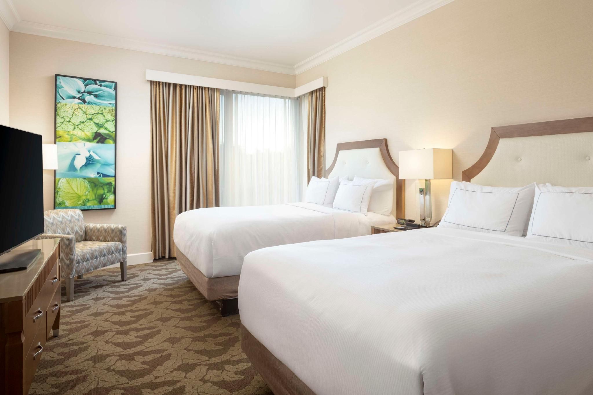 2 Queen Bed Two Room Premier Suite