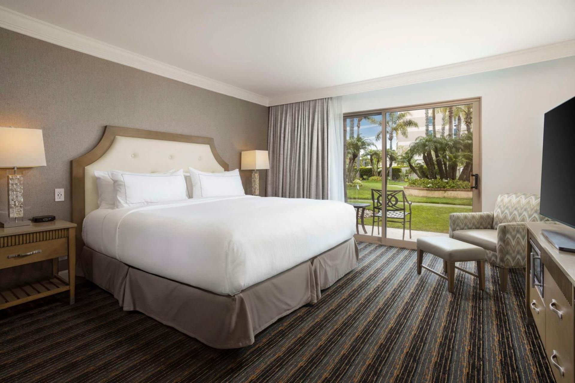 King Room with Balcony and Garden View