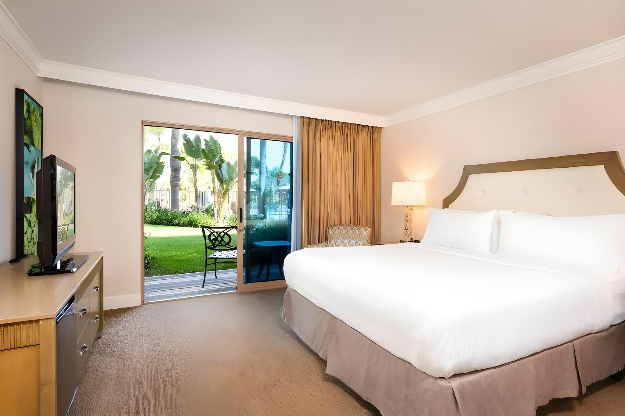 Standard King Room