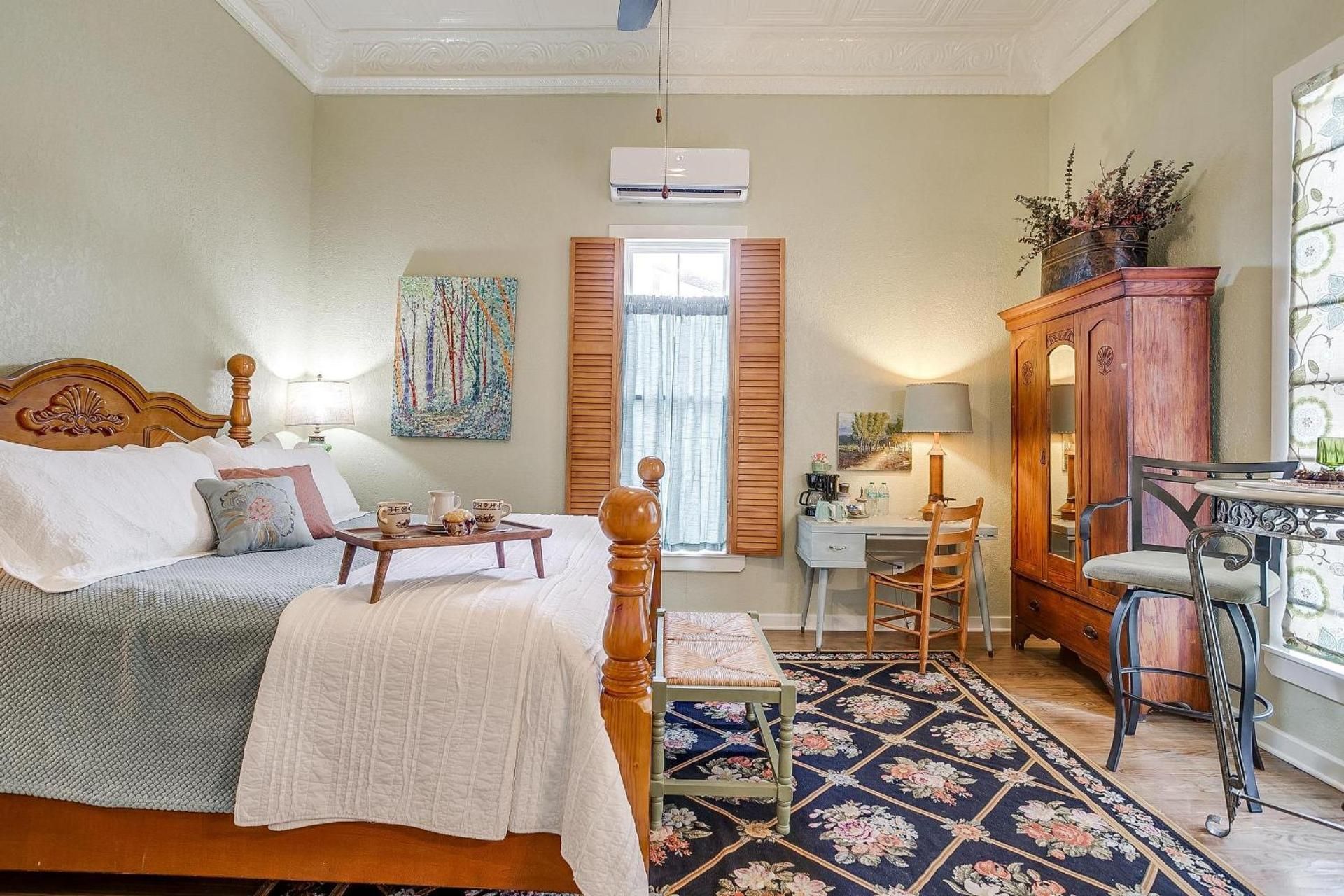 Superior King Suite