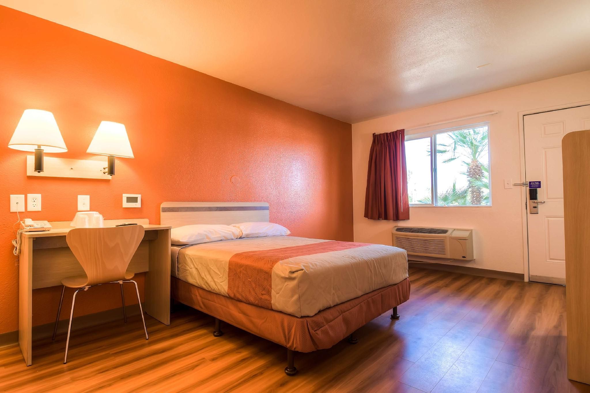 Motel 6 Rancho Mirage, CA - Palm Springs 1 Queen Bed | Mini Fridge