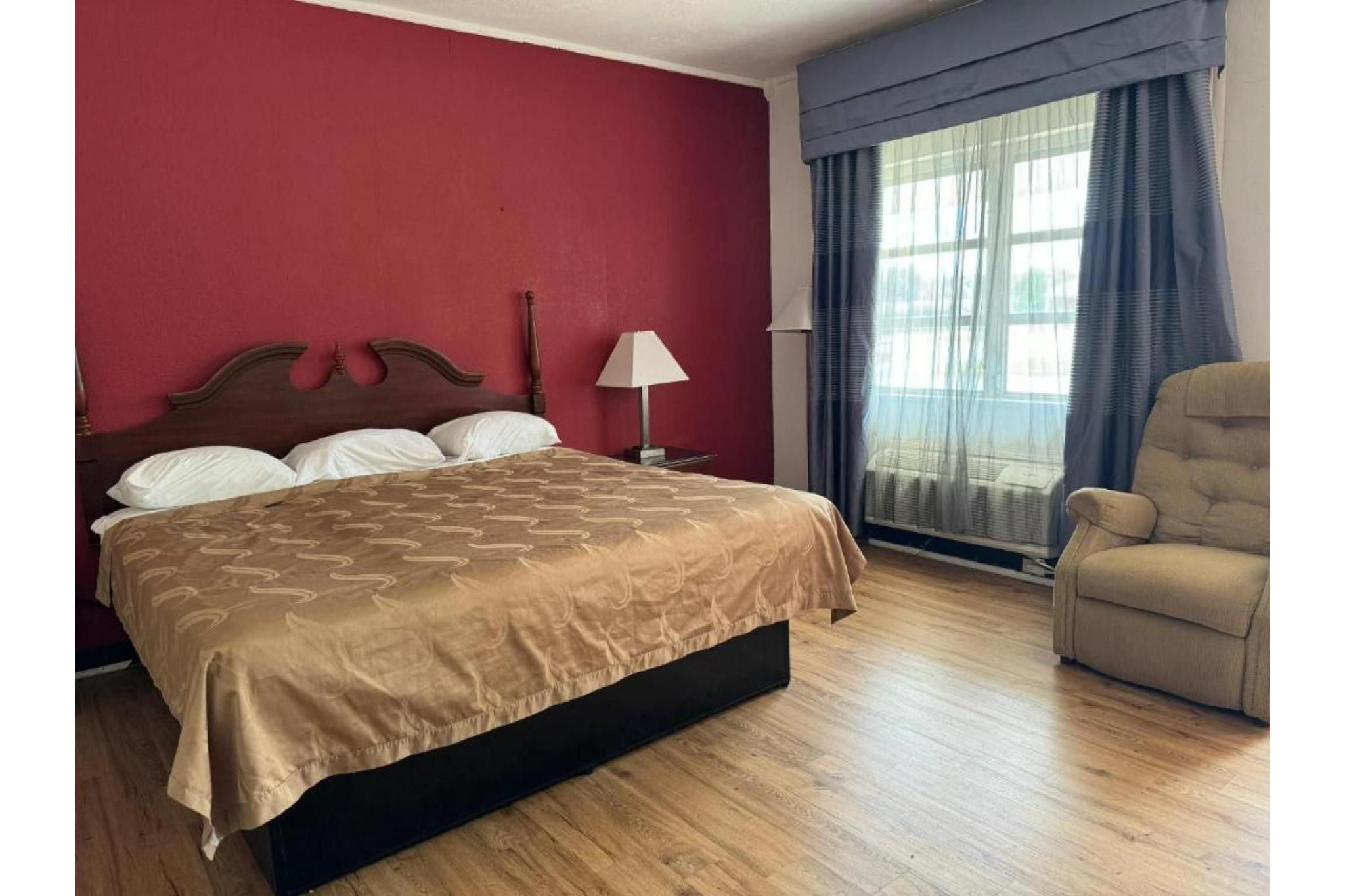 King Room - Accessible