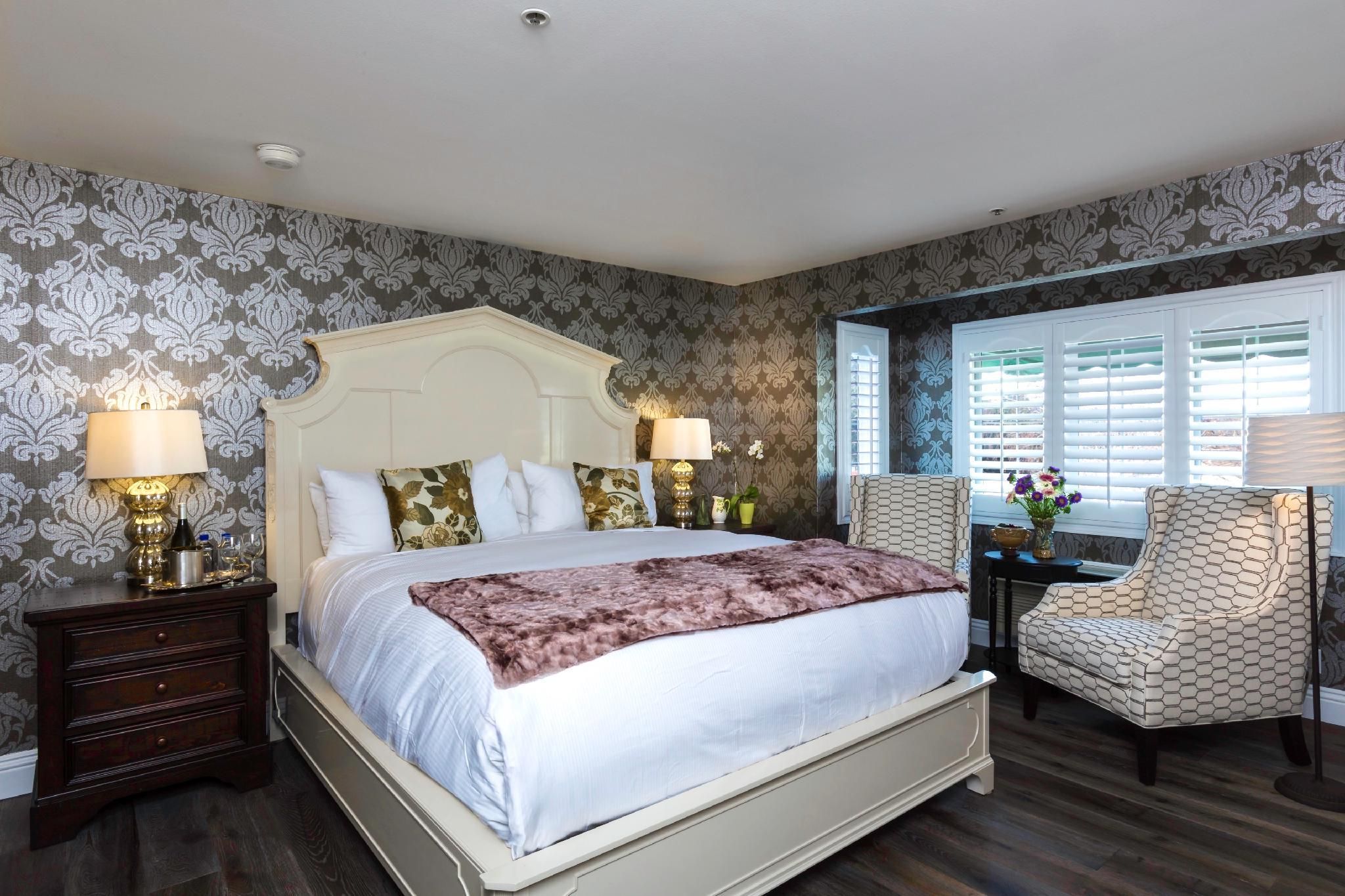 Room 03